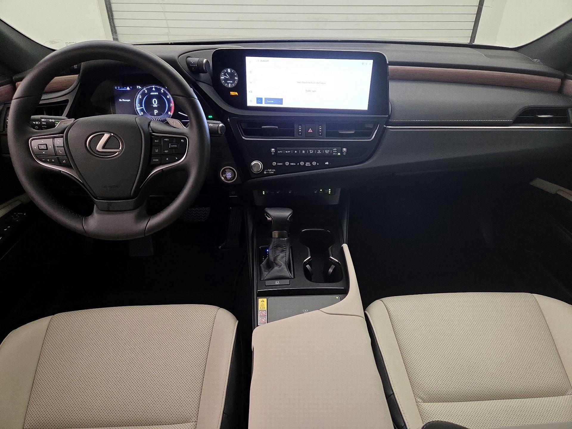 Thumbnail: 2023 Lexus ES - 9