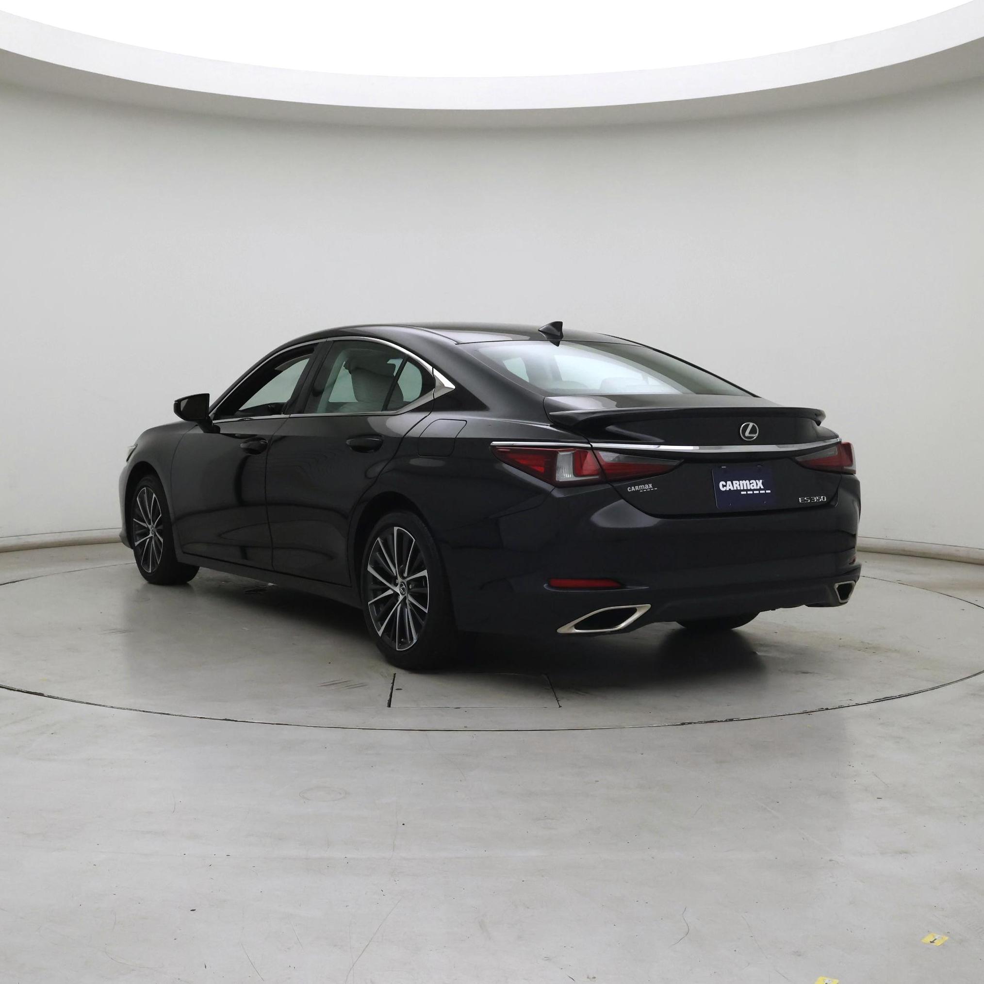 Thumbnail: 2023 Lexus ES - 2