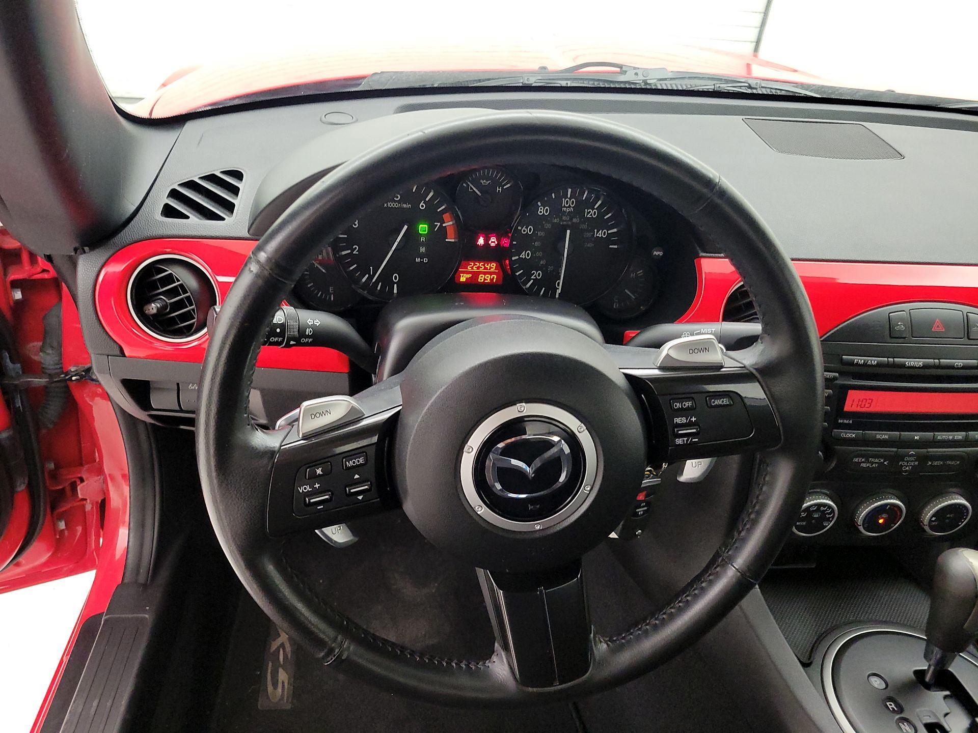 Thumbnail: 2015 Mazda MX-5 Miata - 10