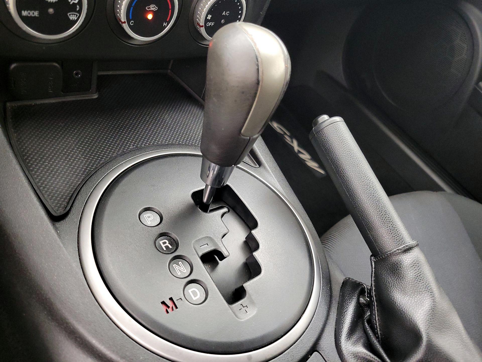 Thumbnail: 2015 Mazda MX-5 Miata - 16