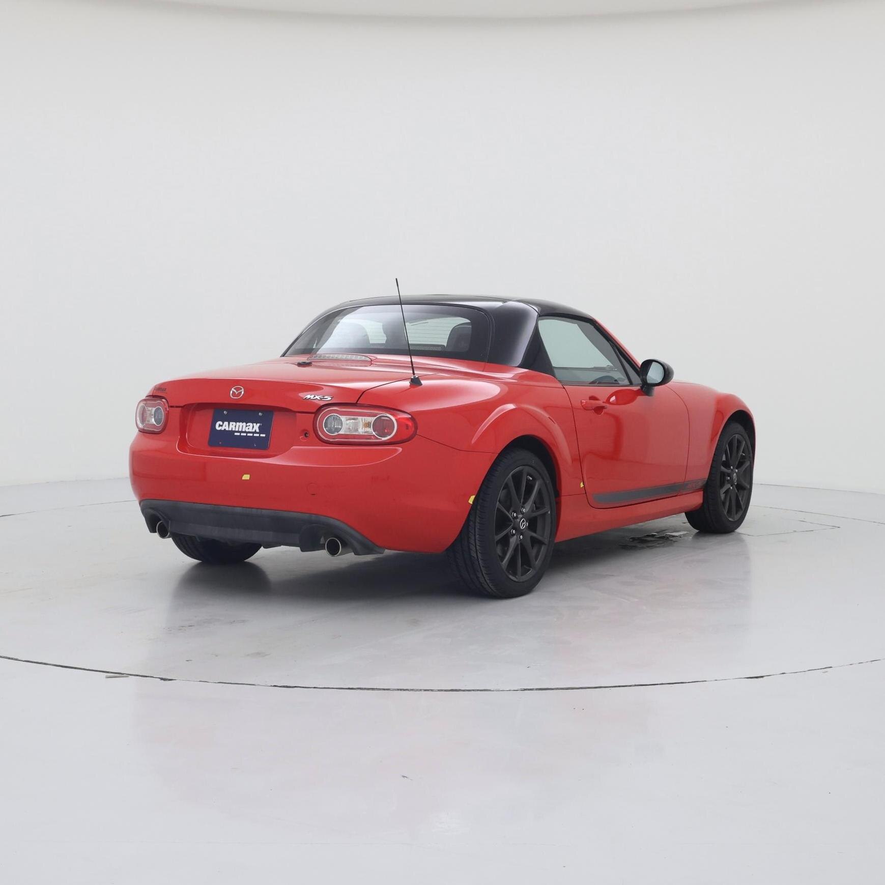 Thumbnail: 2015 Mazda MX-5 Miata - 8