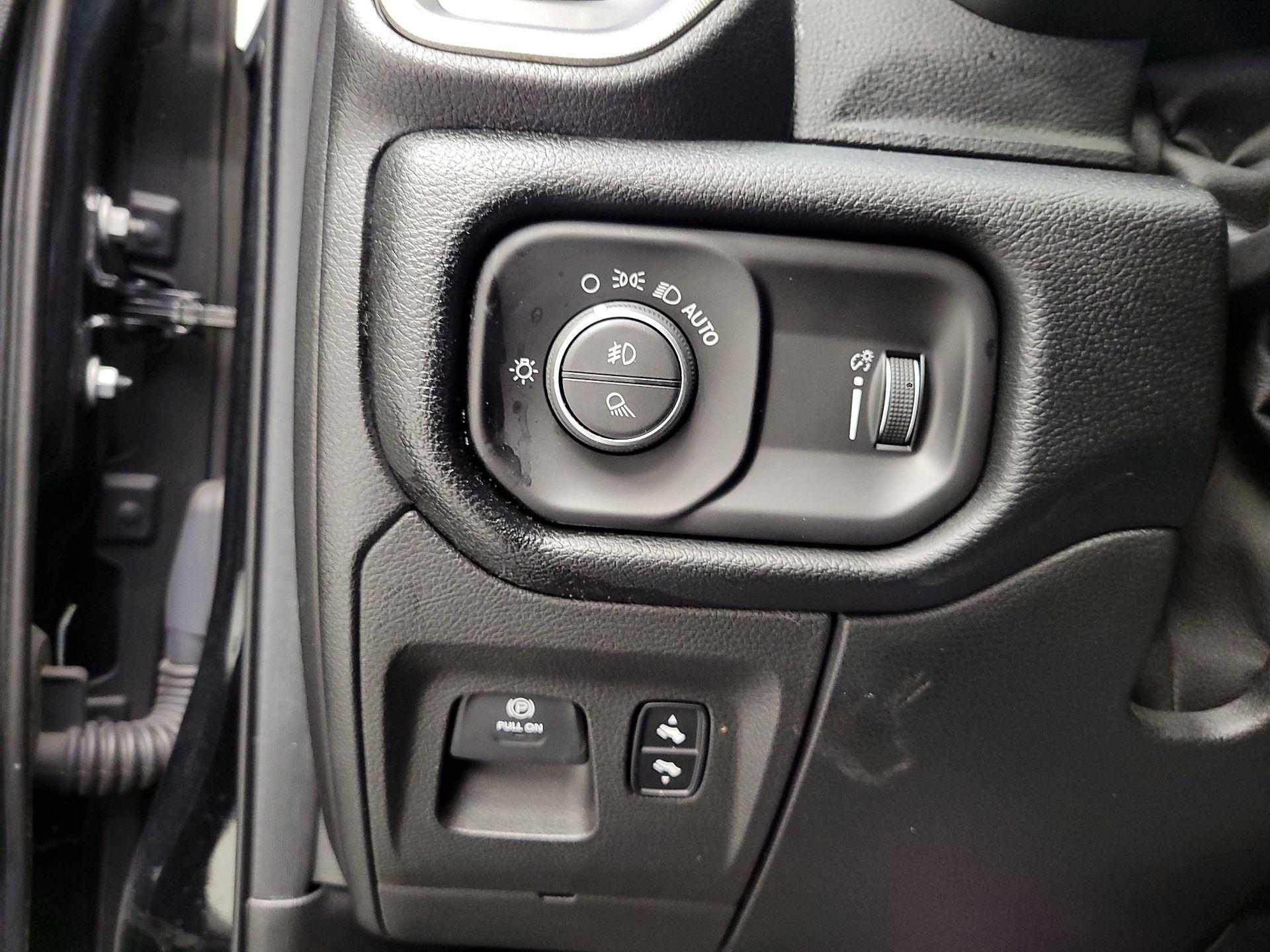 Thumbnail: 2020 RAM 1500 - 13