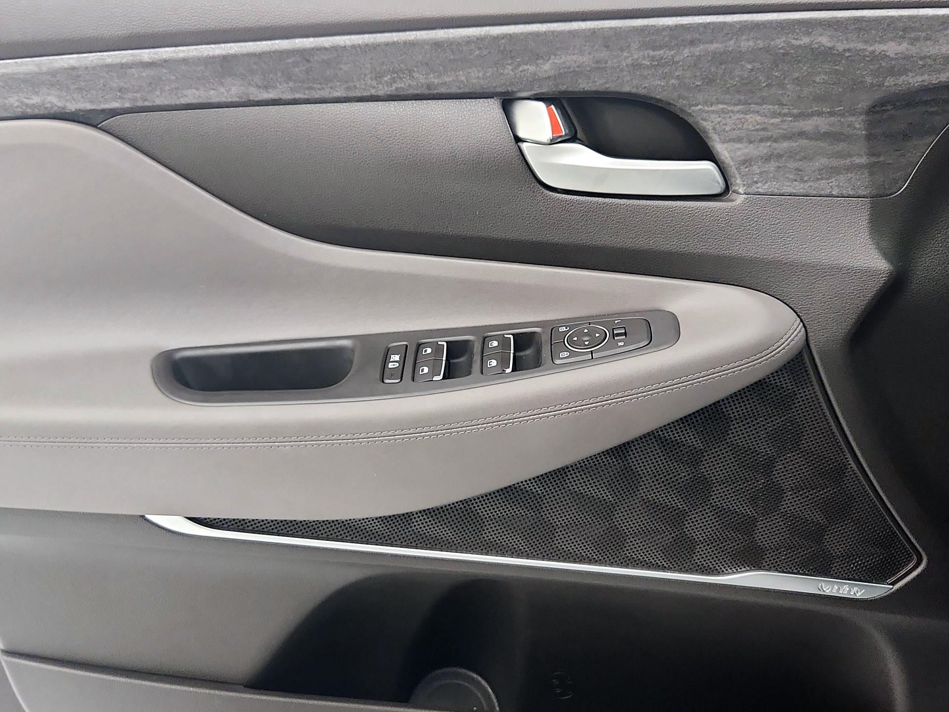 Thumbnail: 2019 Hyundai Santa Fe - 12