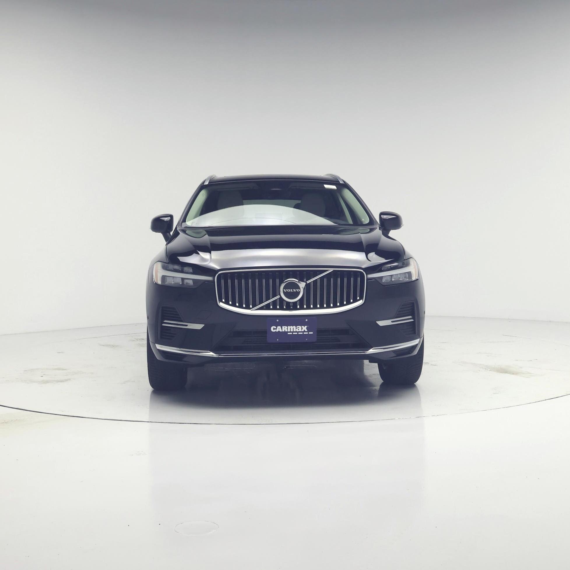Thumbnail: 2022 Volvo XC60 - 5