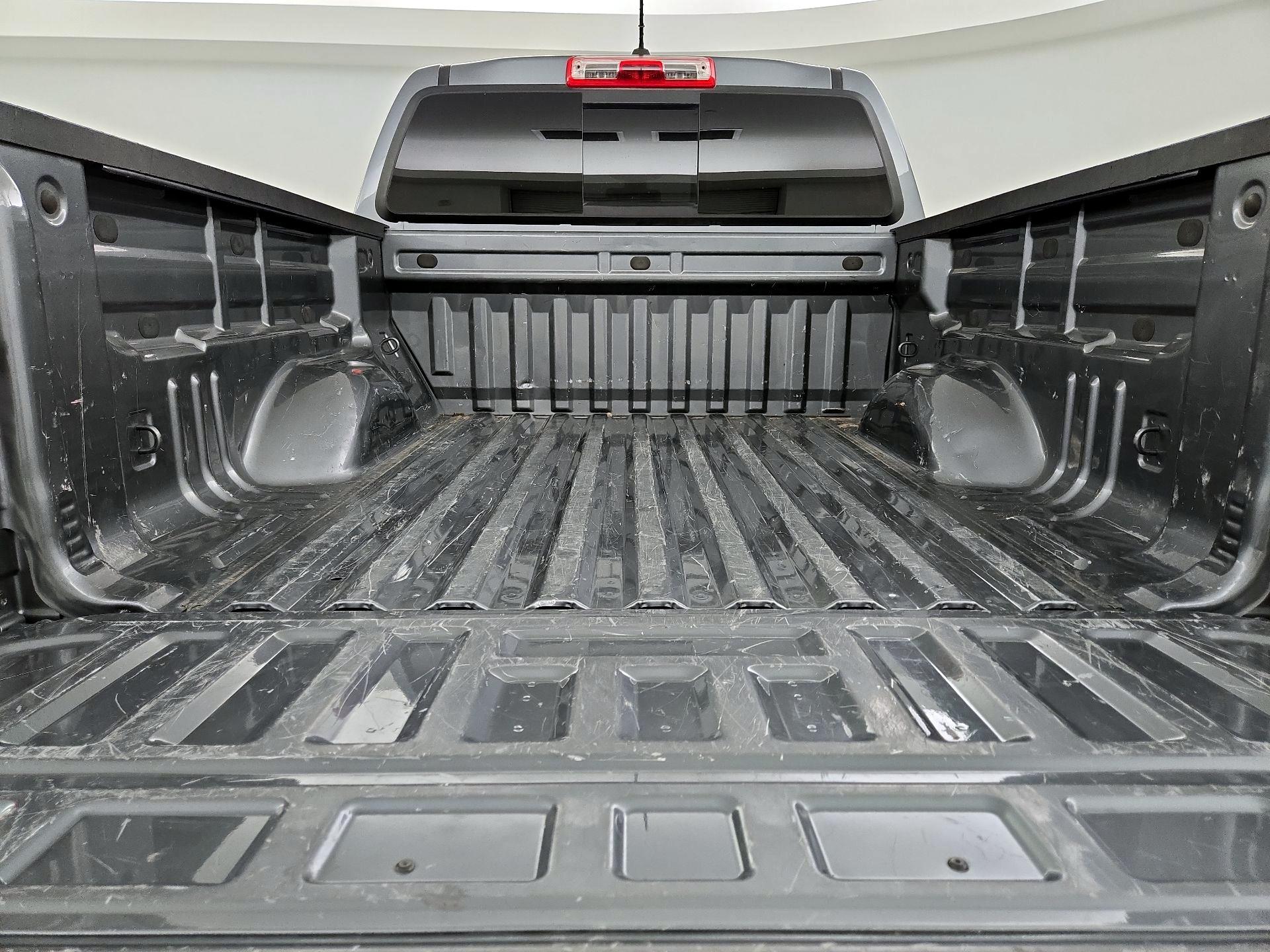 Thumbnail: 2021 Chevrolet Colorado - 20