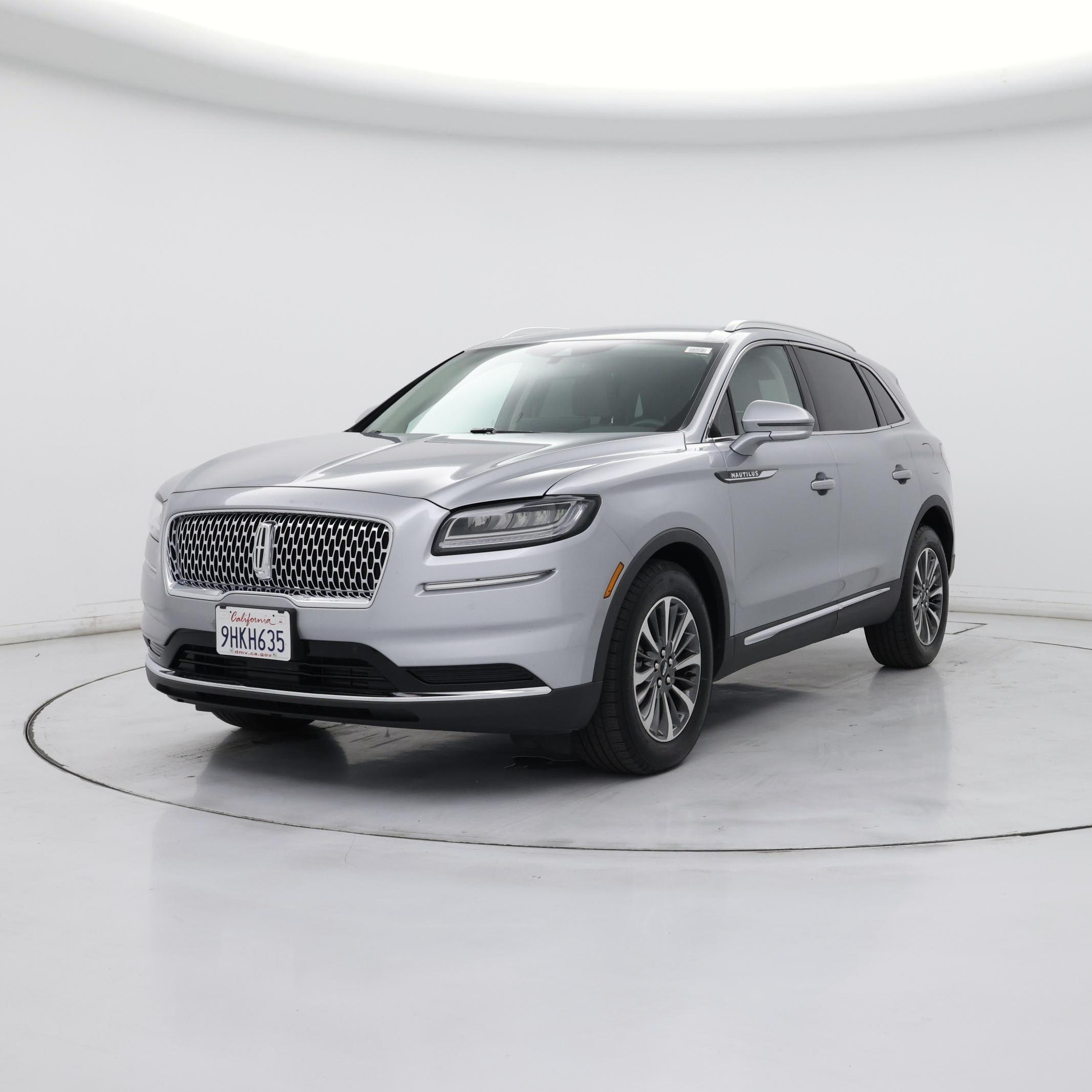 Thumbnail: 2023 Lincoln Nautilus - 4