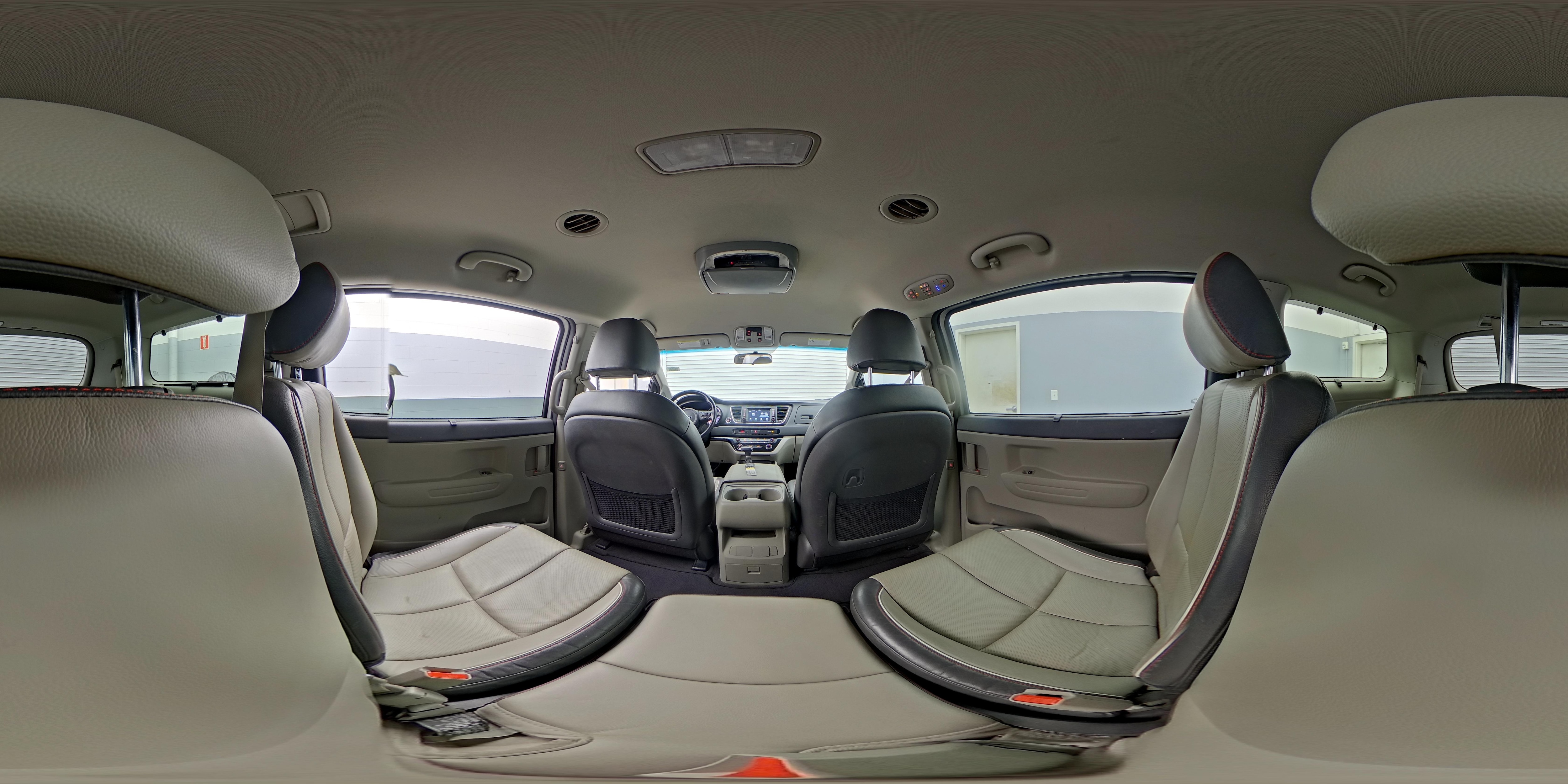 2018 Kia Sedona LX - Photo 26