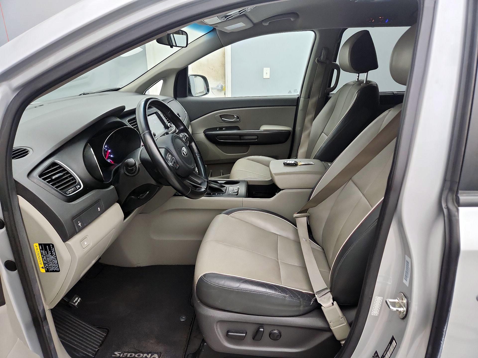 Thumbnail: 2018 Kia Sedona - 11