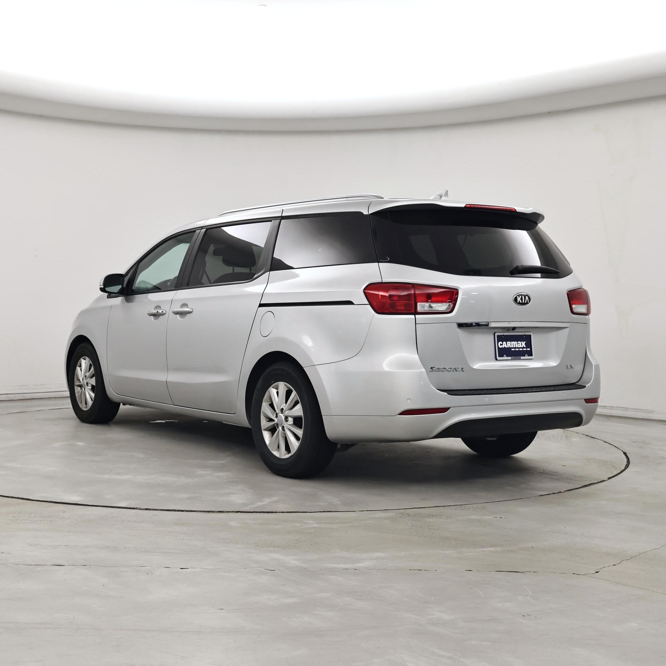 Thumbnail: 2018 Kia Sedona - 2