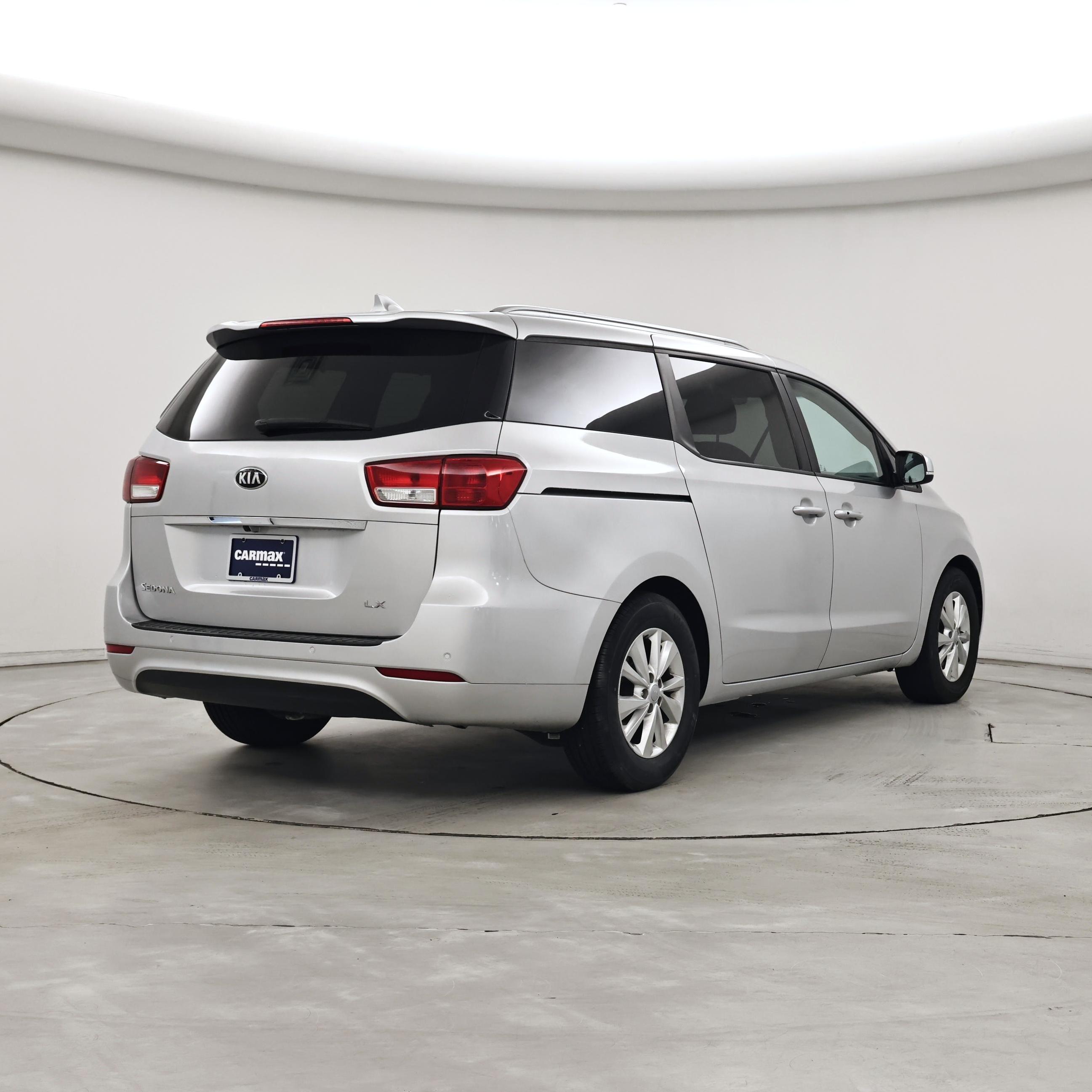 Thumbnail: 2018 Kia Sedona - 8