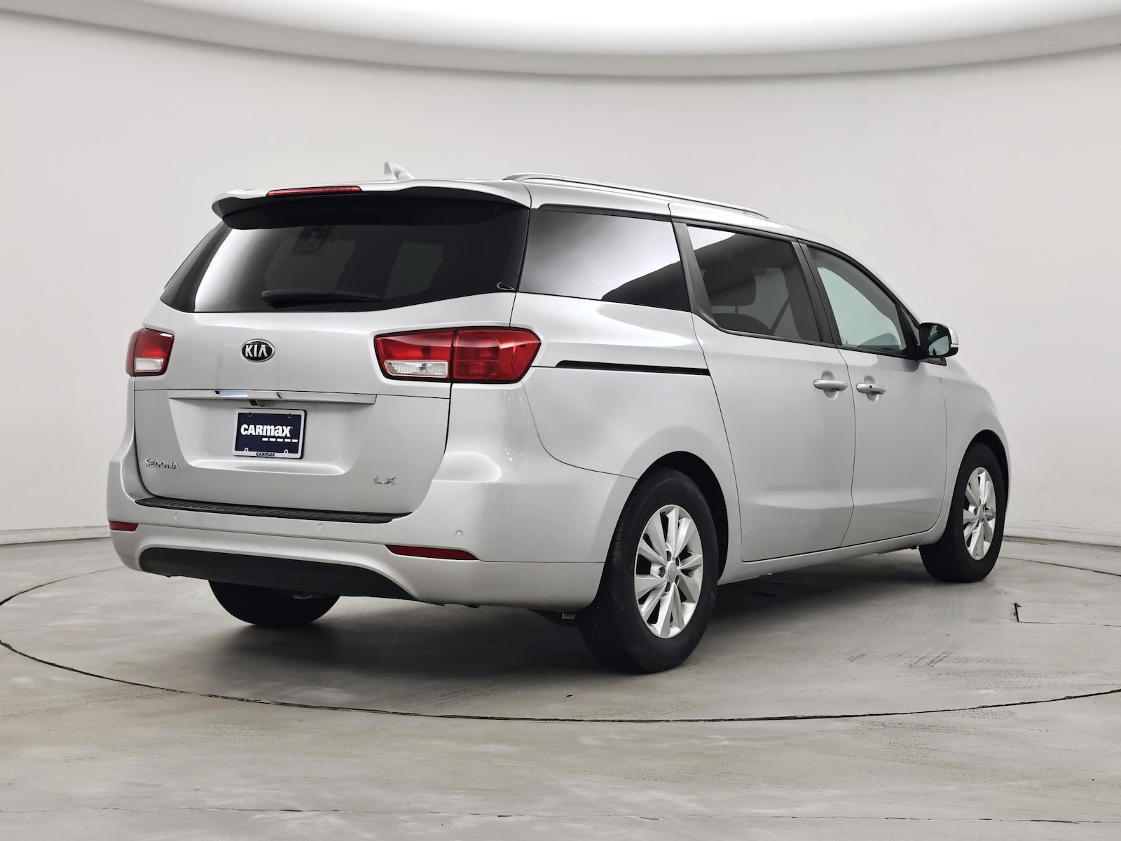 2018 Kia Sedona LX - Photo 9