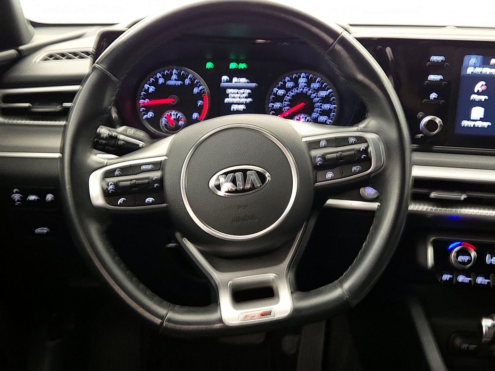 Thumbnail: 2021 Kia K5 - 10