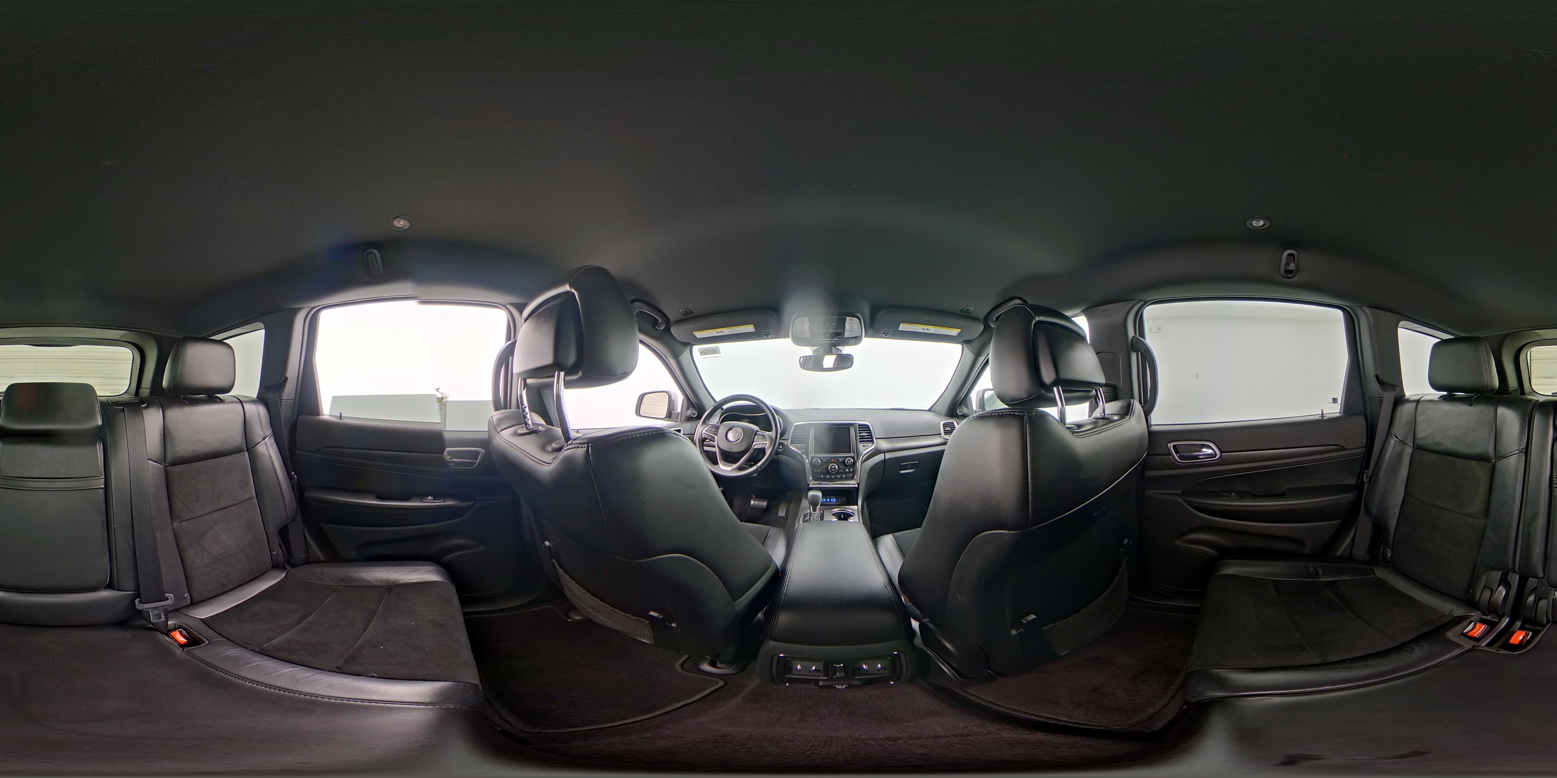 2018 Jeep Grand Cherokee Altitude - Photo 24