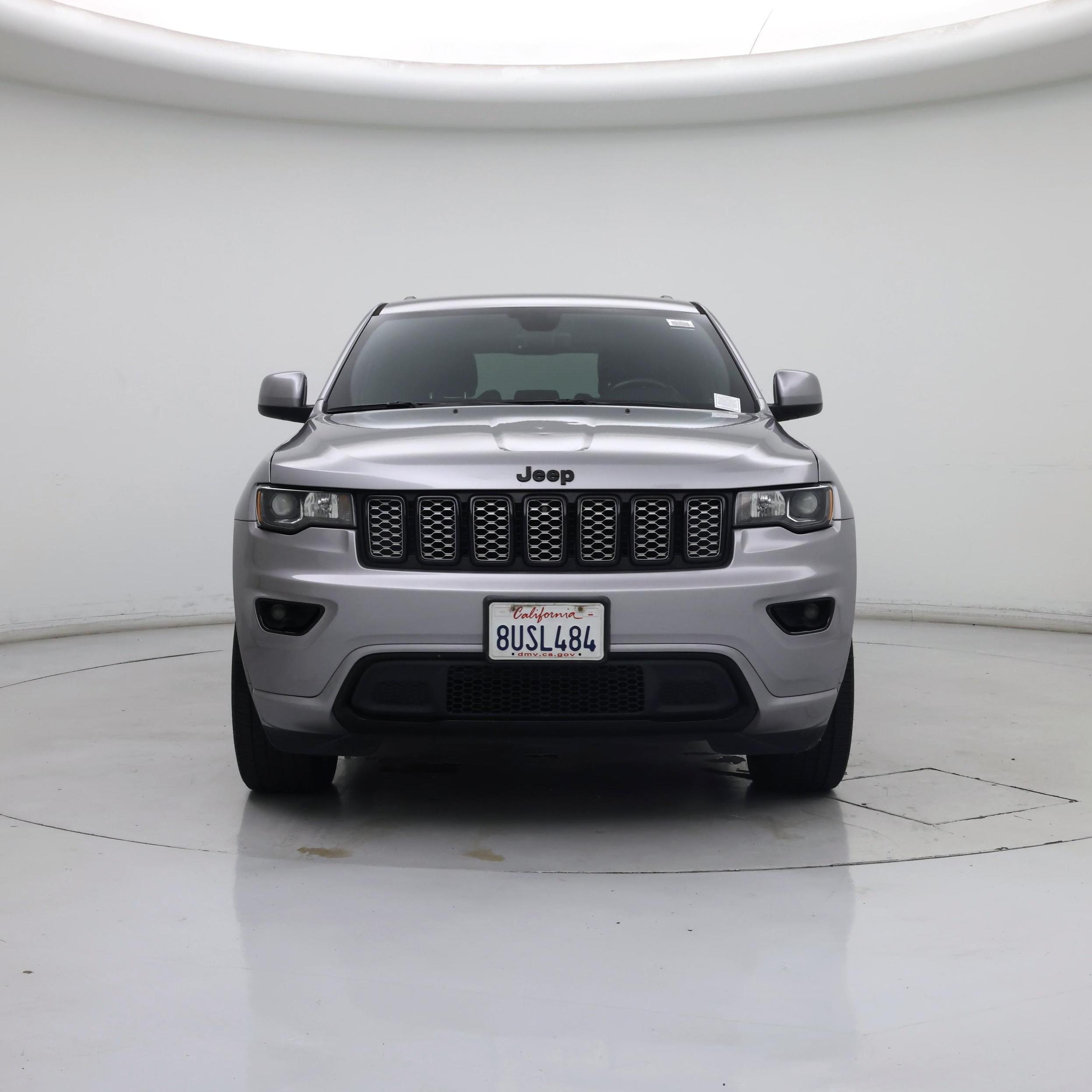 Thumbnail: 2018 Jeep Grand Cherokee - 5