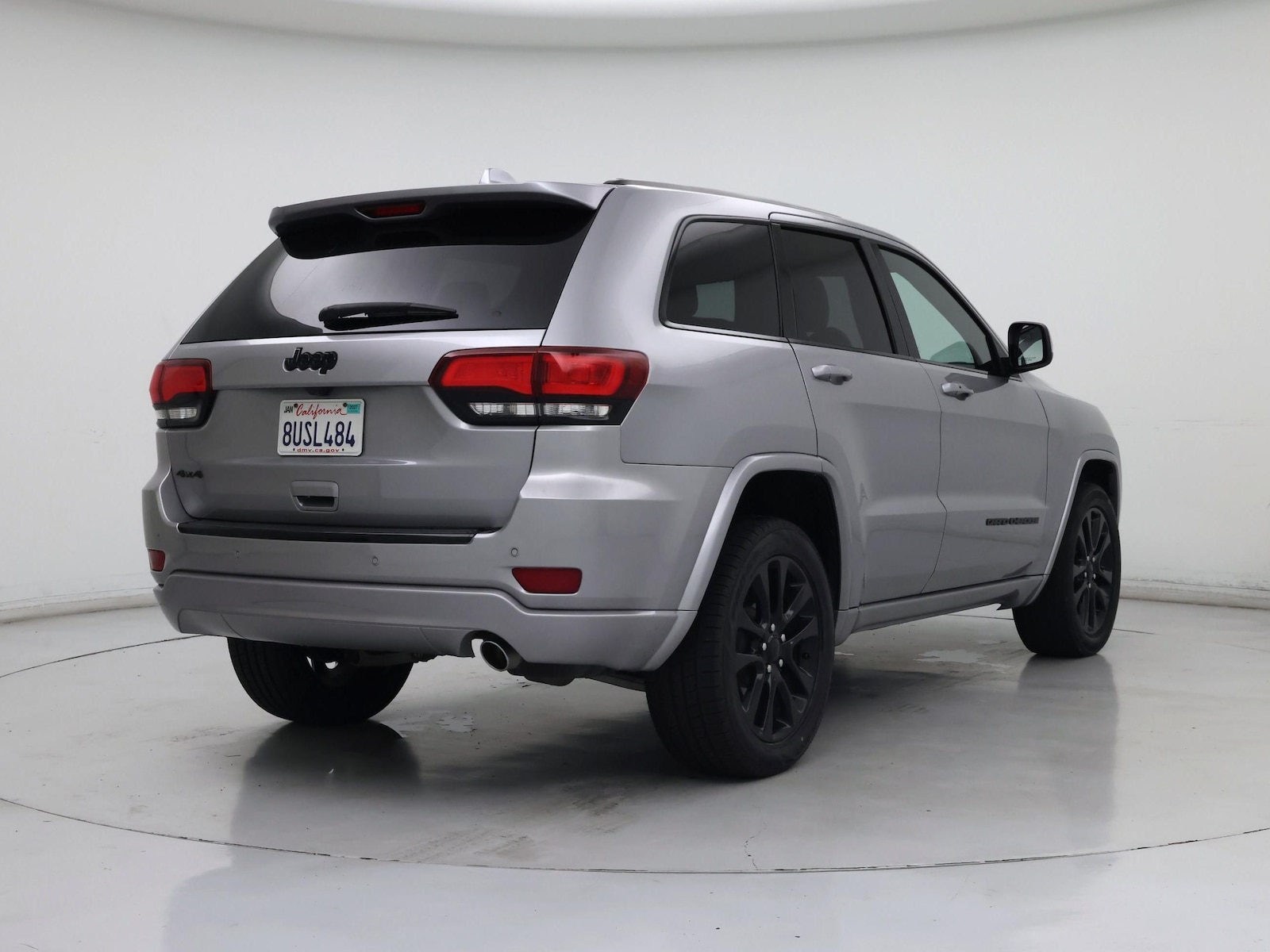 2018 Jeep Grand Cherokee Altitude - Photo 9