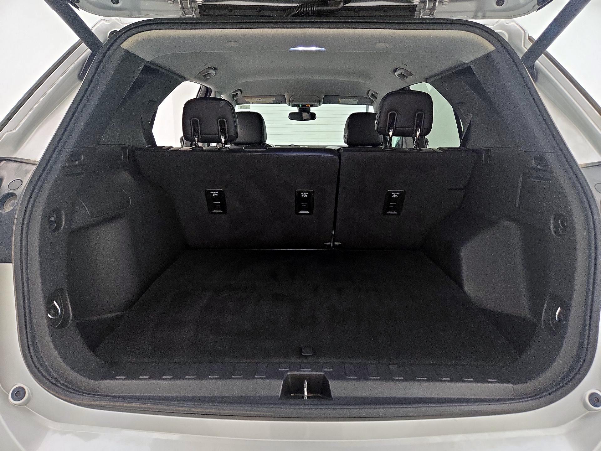 Thumbnail: 2018 Chevrolet Equinox - 20