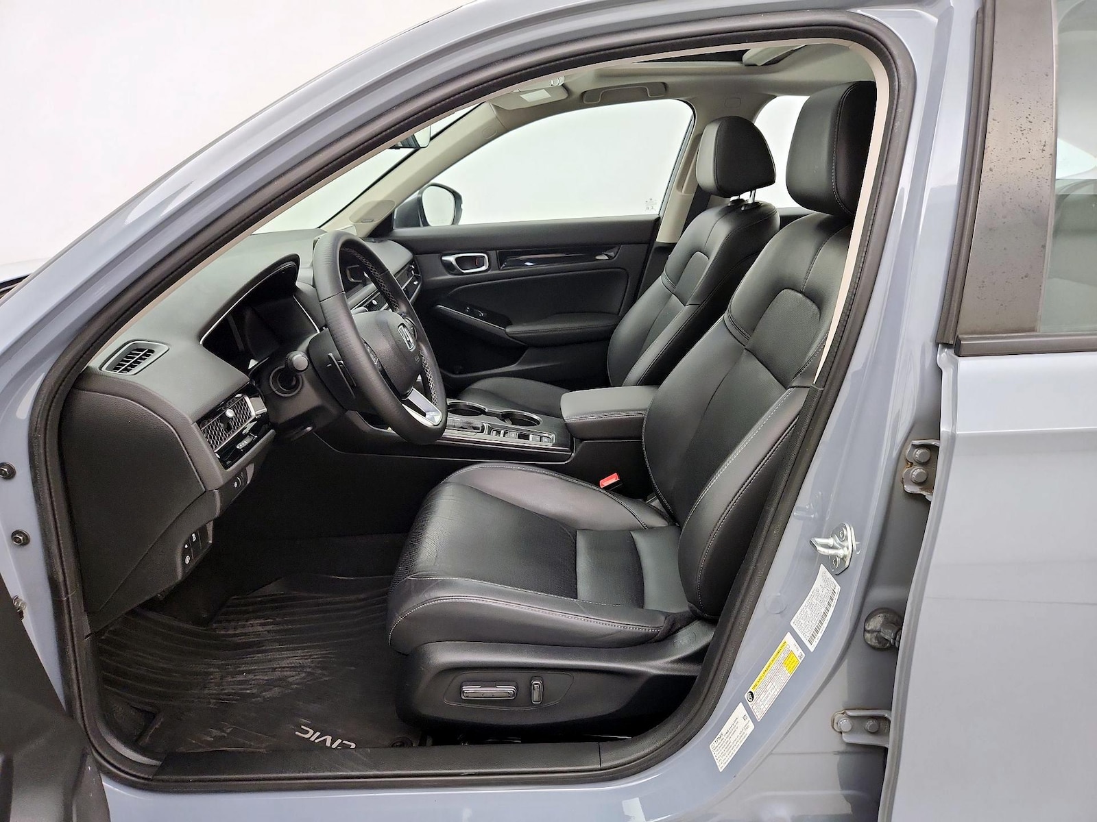 2023 Honda Civic Touring - Photo 12