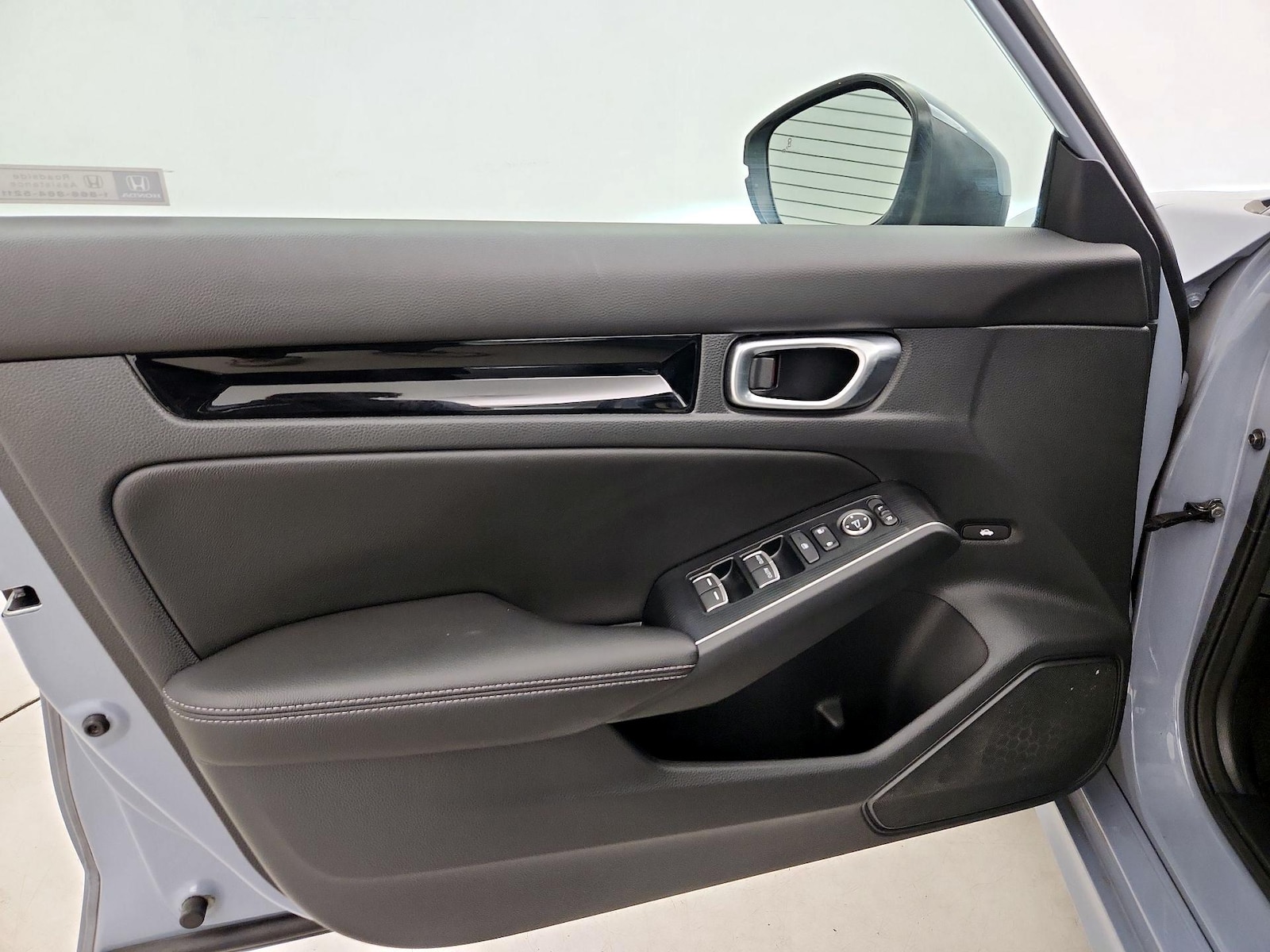 2023 Honda Civic Touring - Photo 13