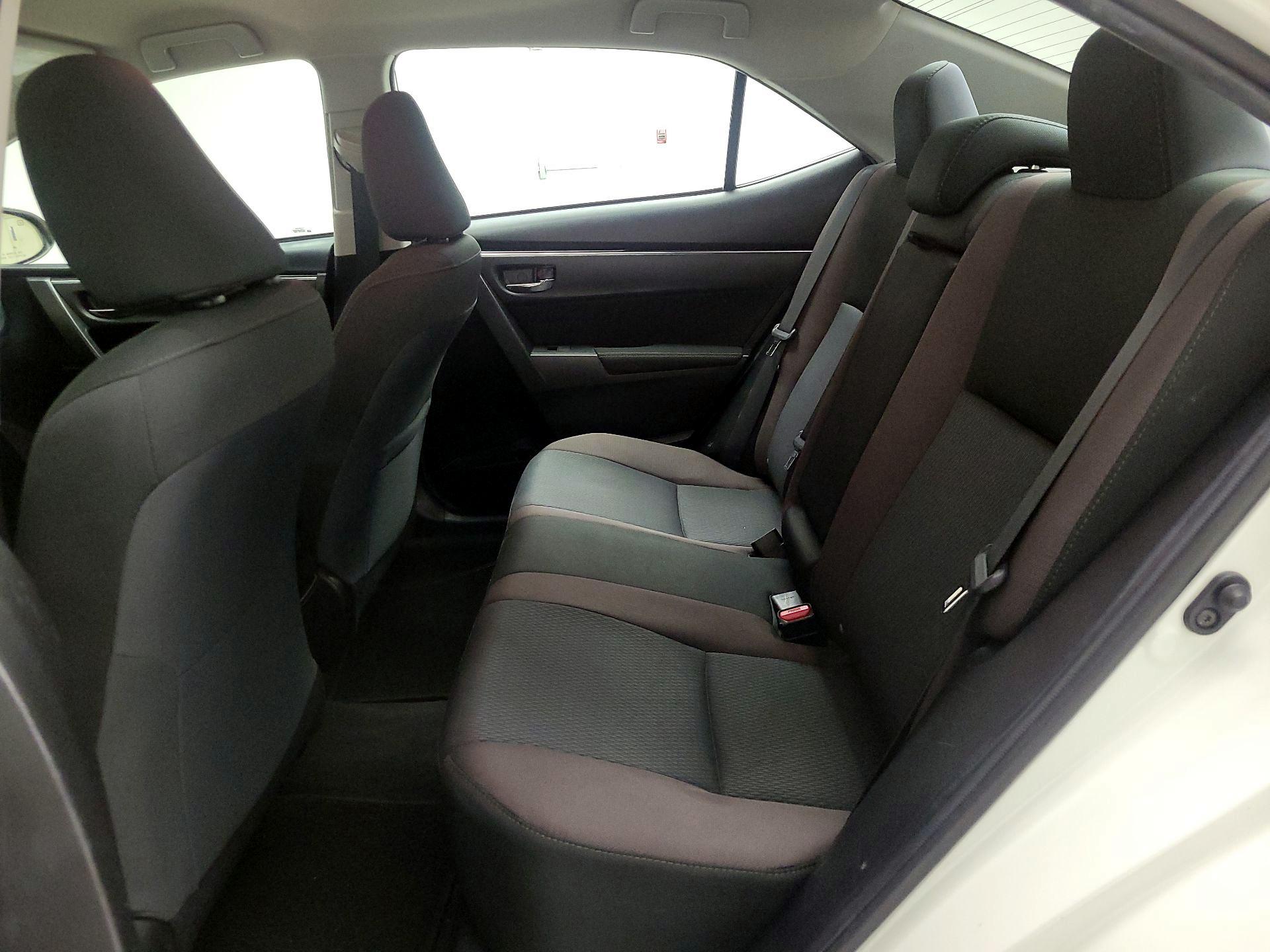 Thumbnail: 2019 Toyota Corolla - 19