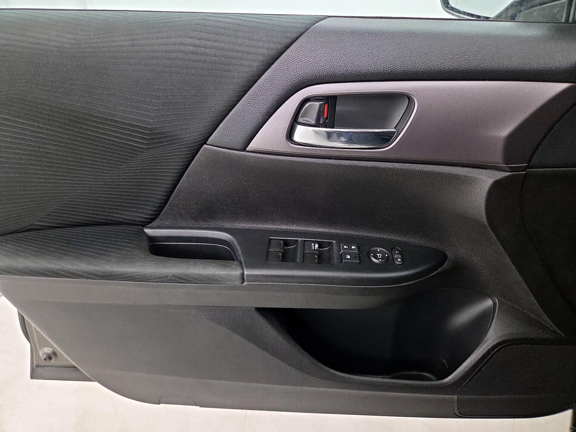 Thumbnail: 2014 Honda Accord - 12