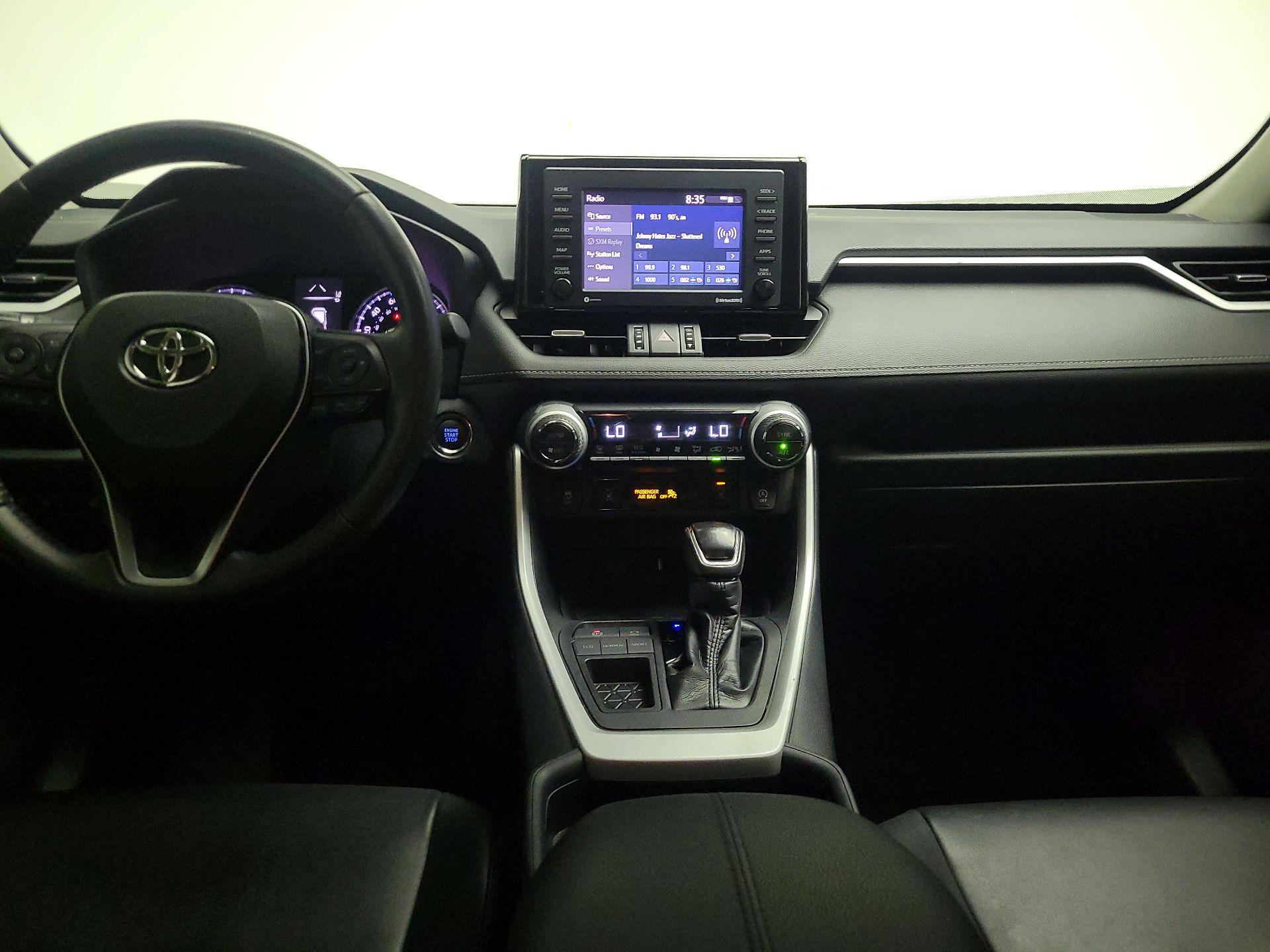 Thumbnail: 2021 Toyota RAV4 - 9