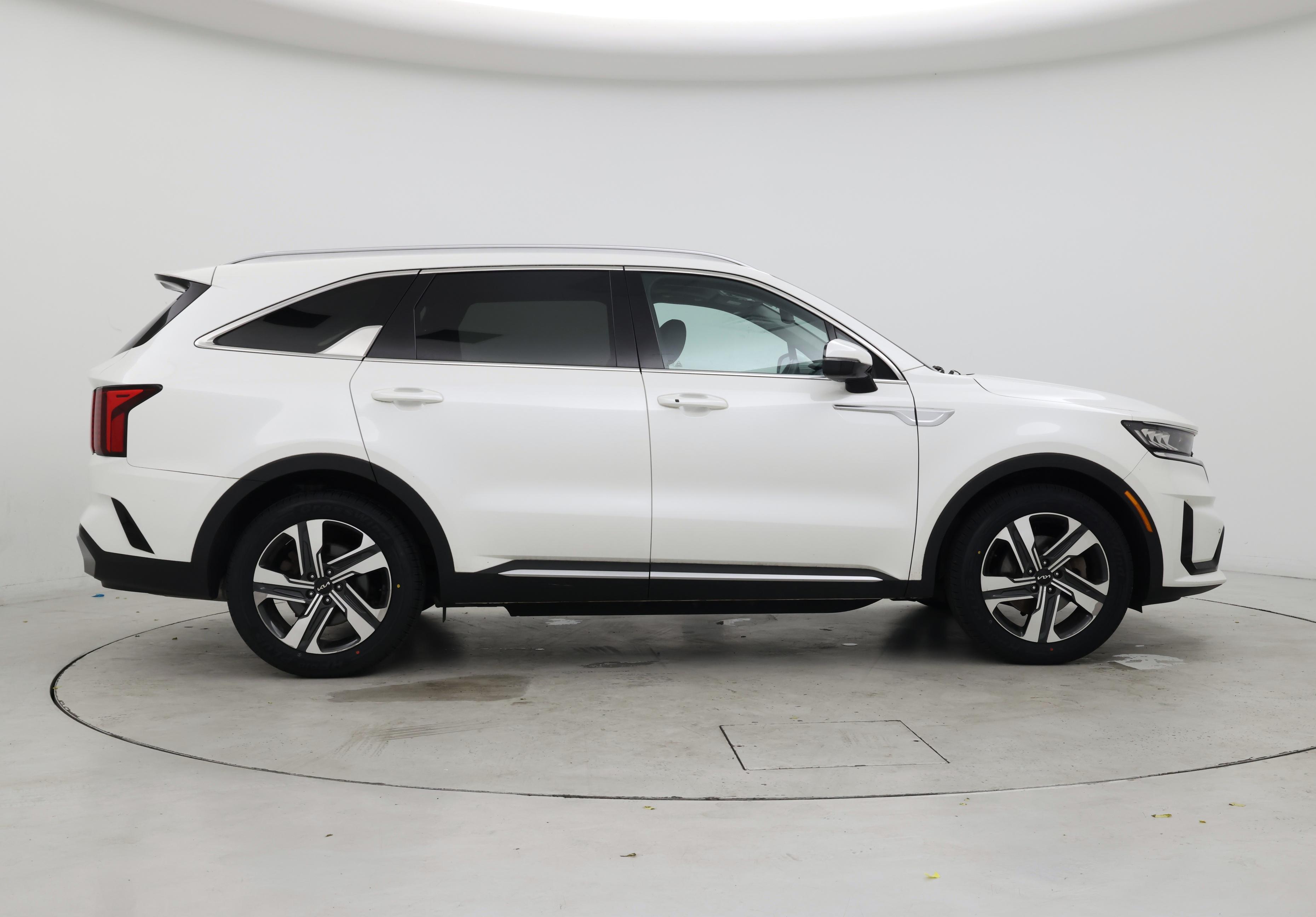 Thumbnail: 2022 Kia Sorento - 7