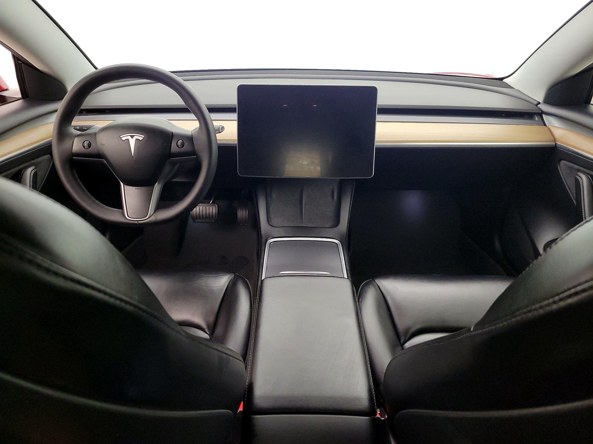 Thumbnail: 2021 Tesla Model 3 - 9