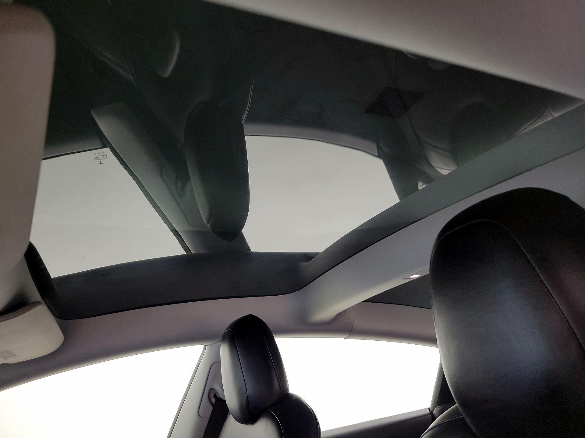 Thumbnail: 2021 Tesla Model 3 - 18