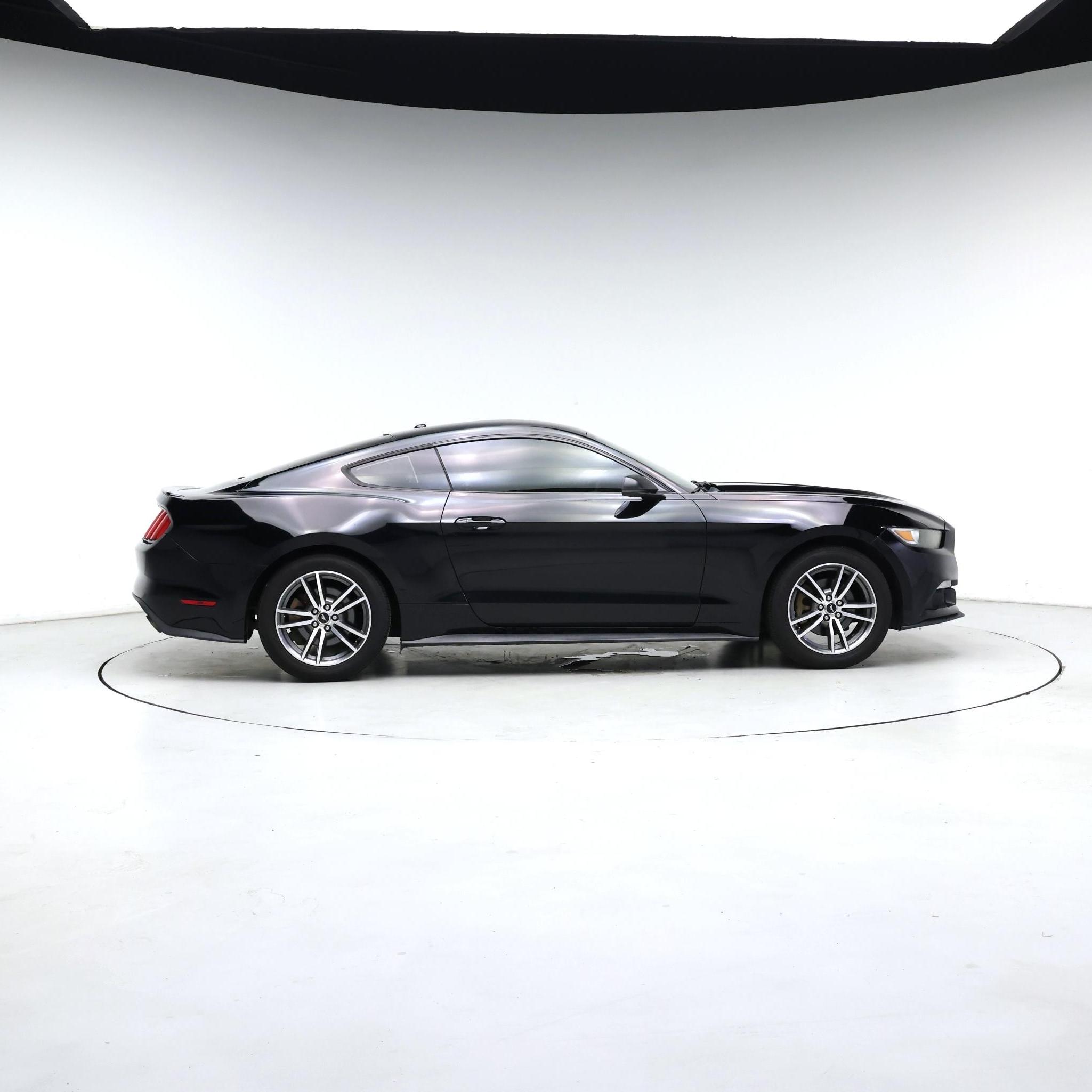 Thumbnail: 2015 Ford Mustang - 3