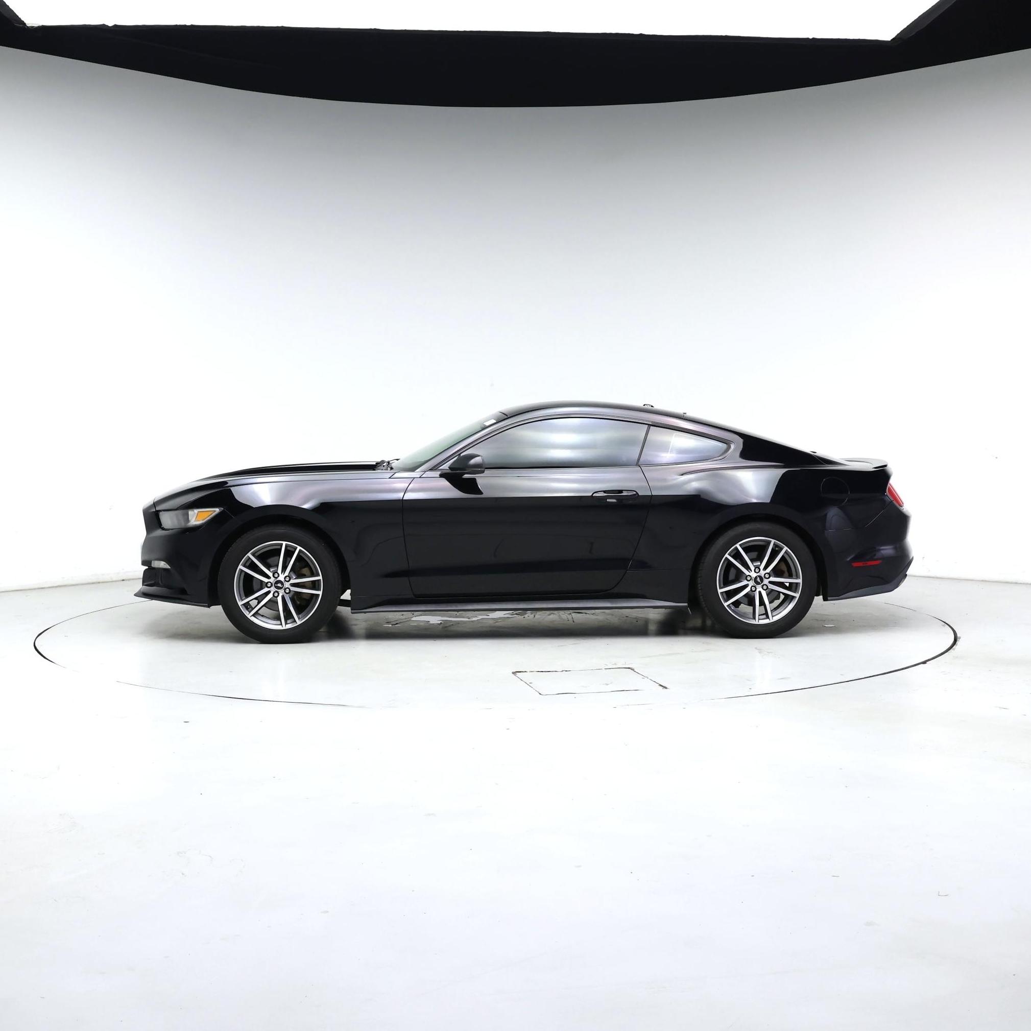 Thumbnail: 2015 Ford Mustang - 7