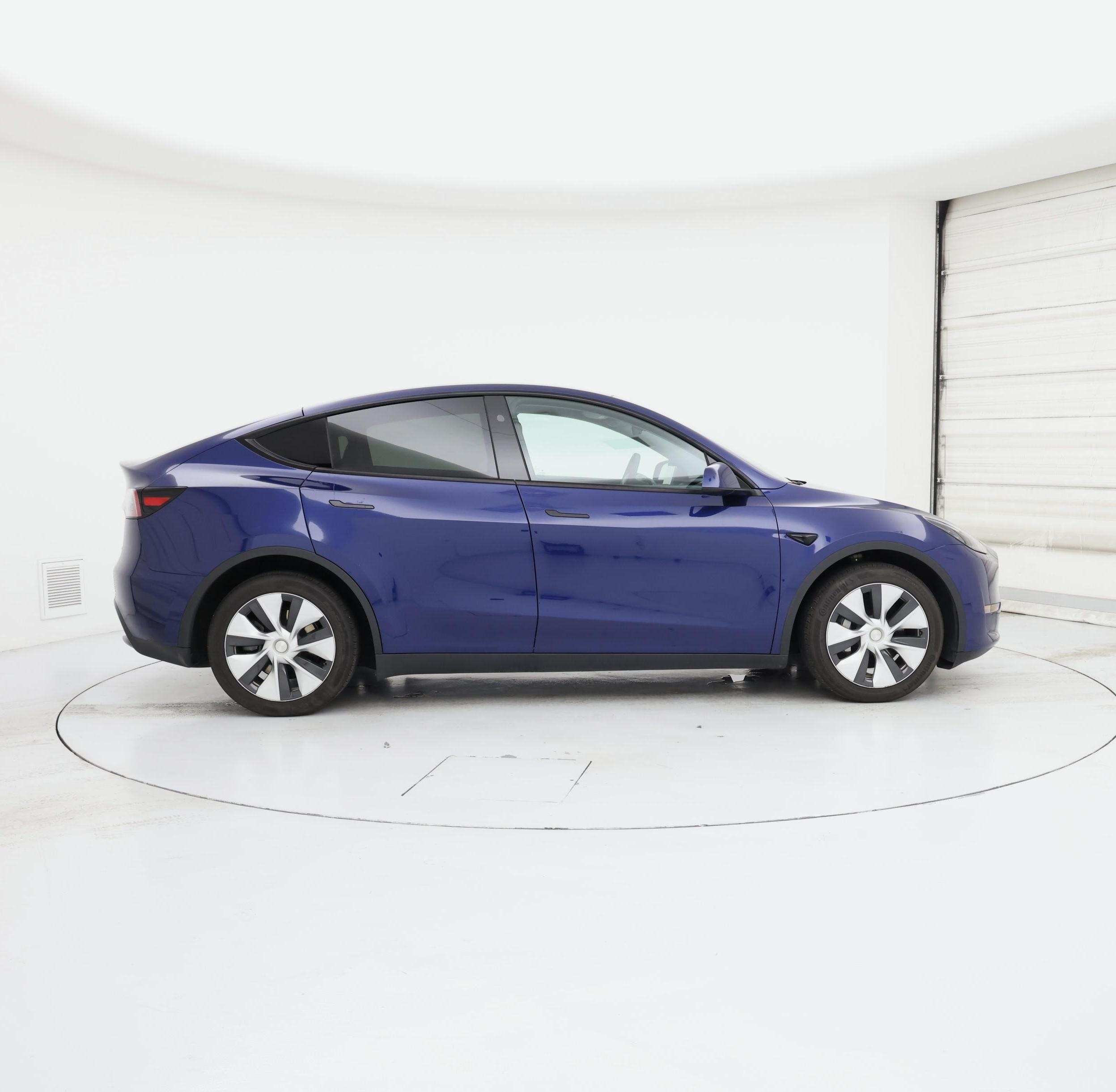 Thumbnail: 2023 Tesla Model Y - 7