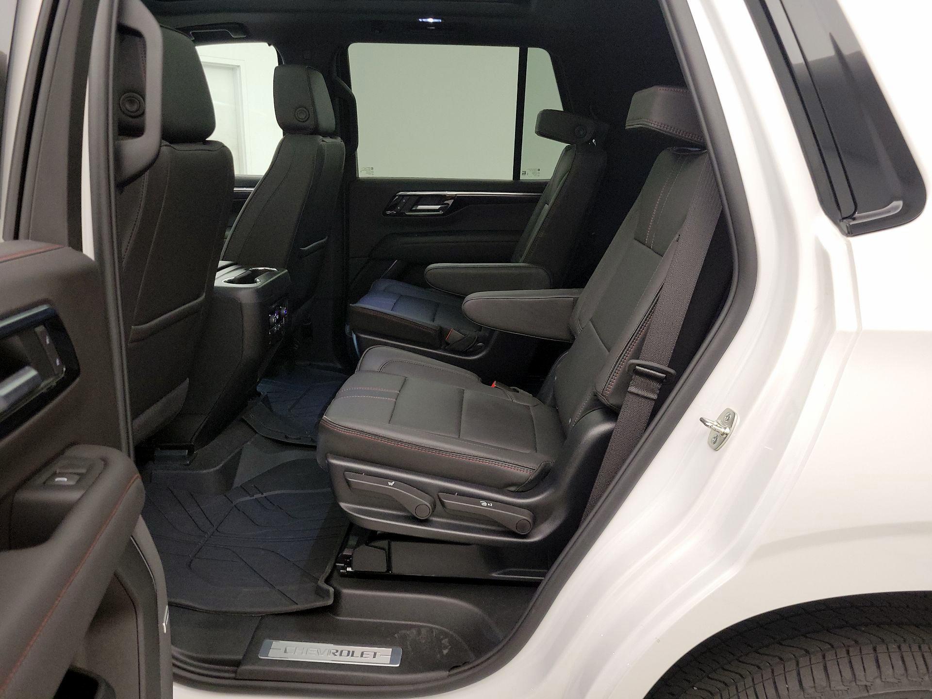 Thumbnail: 2025 Chevrolet Tahoe - 10