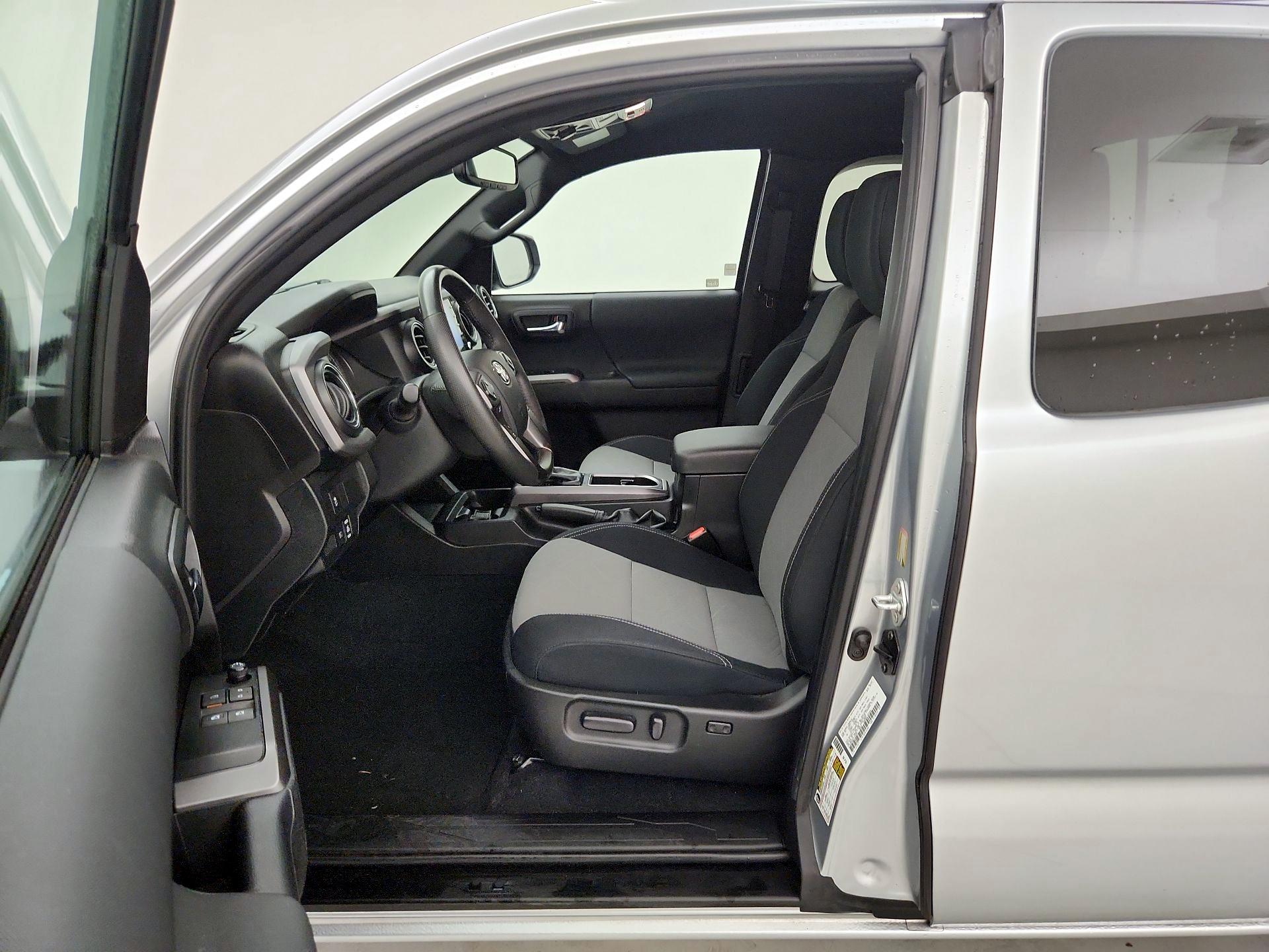 Thumbnail: 2023 Toyota Tacoma - 11