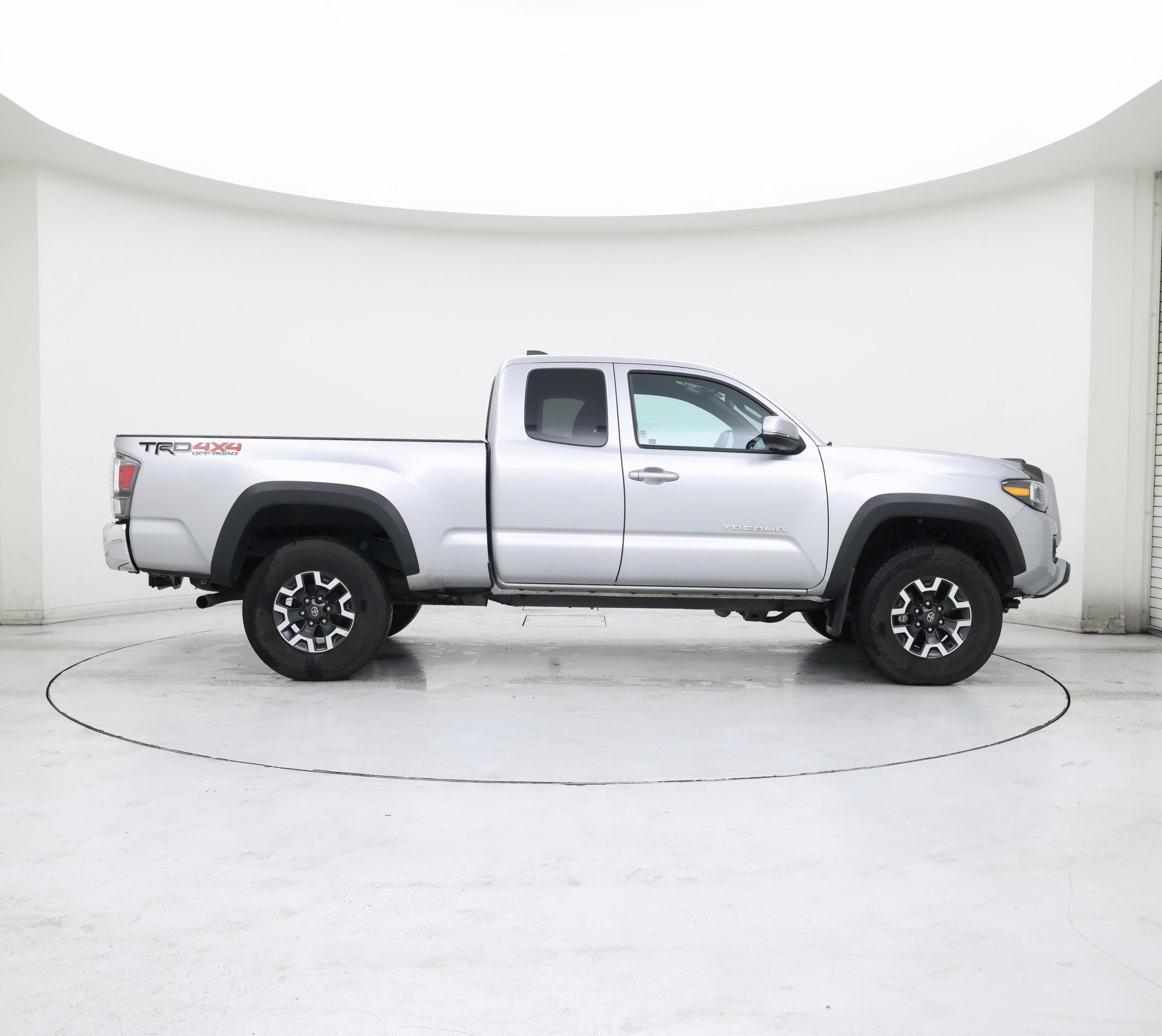 Thumbnail: 2023 Toyota Tacoma - 7