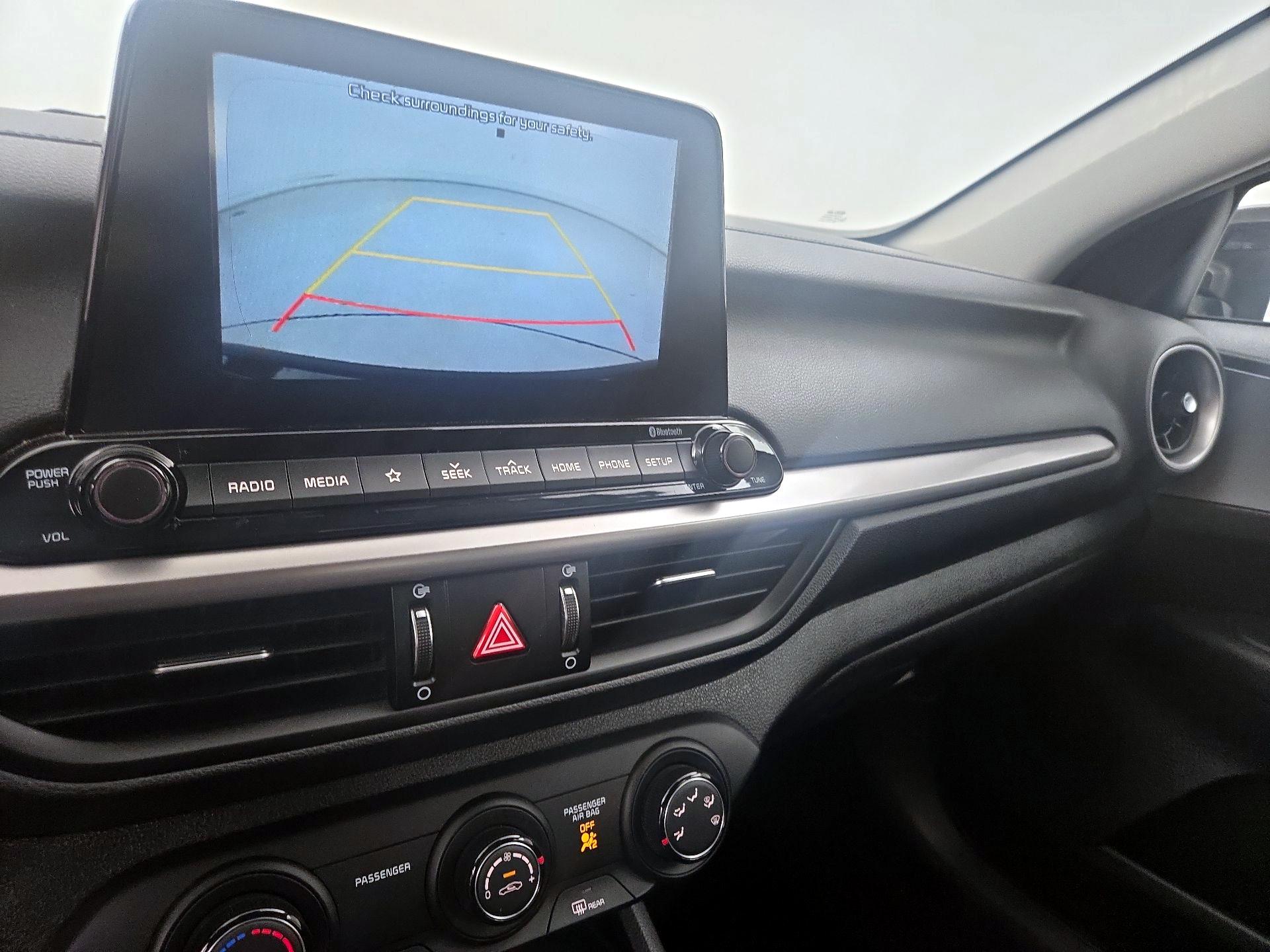 Thumbnail: 2020 Kia Forte - 14