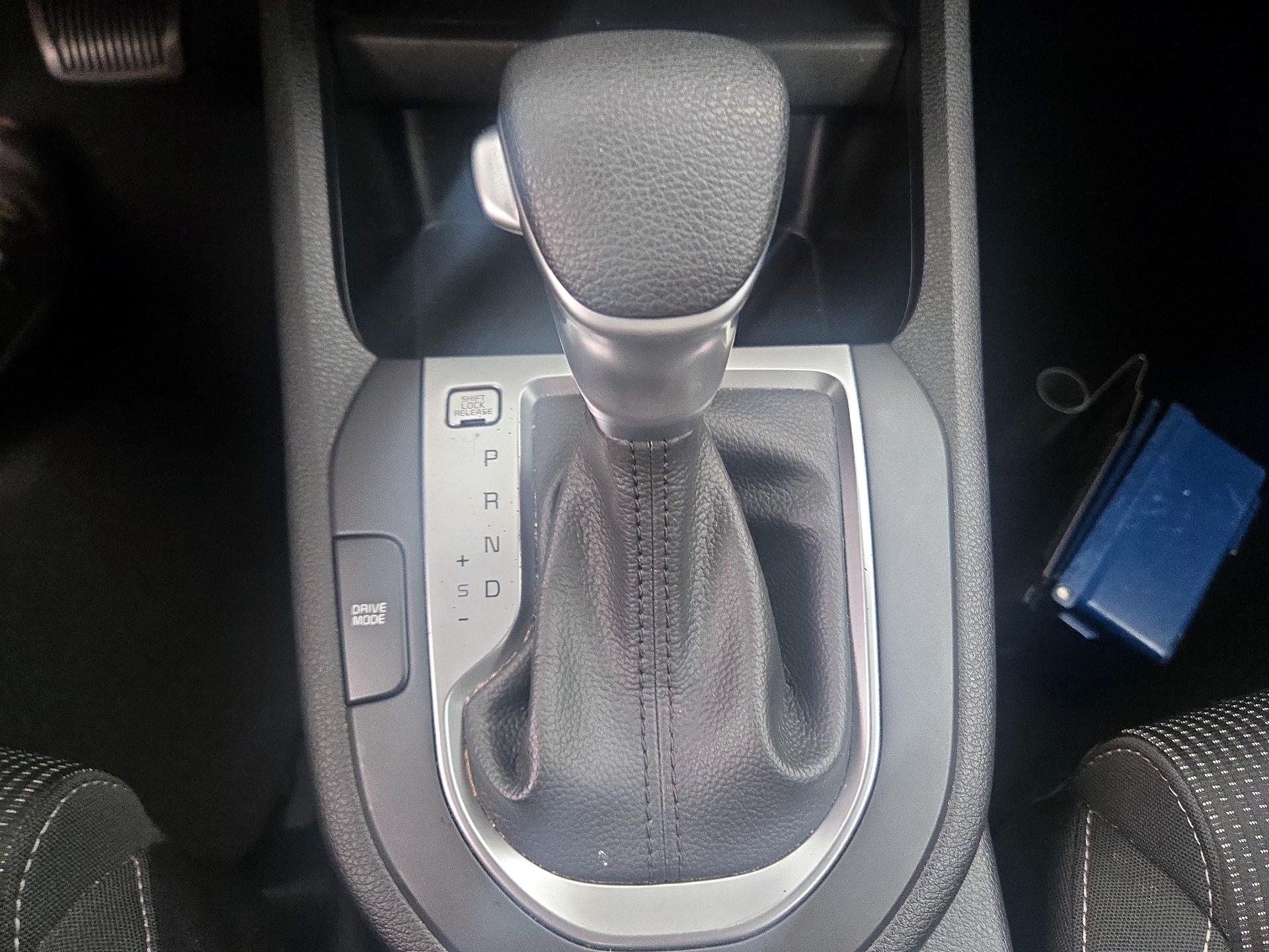 Thumbnail: 2020 Kia Forte - 17