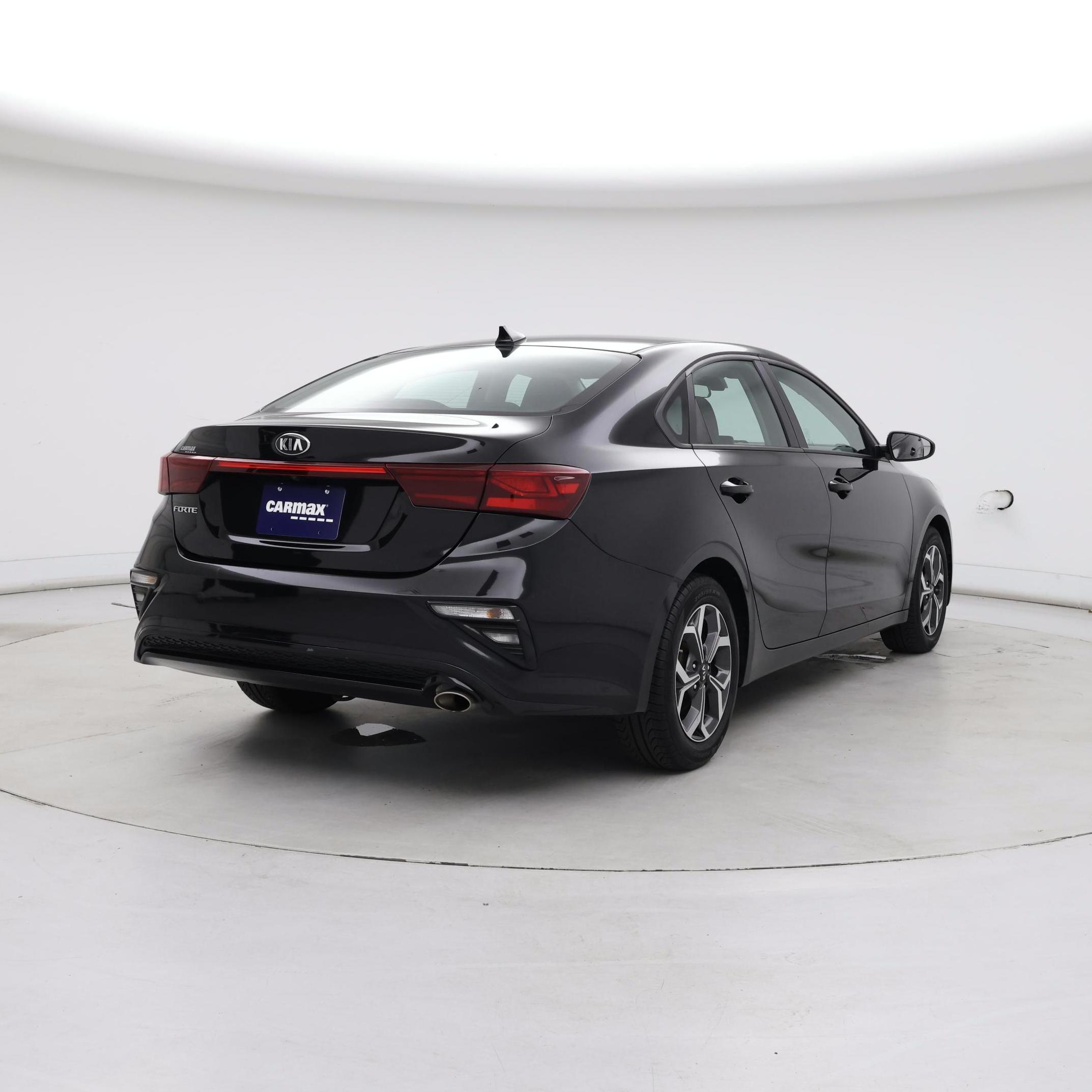 Thumbnail: 2020 Kia Forte - 8
