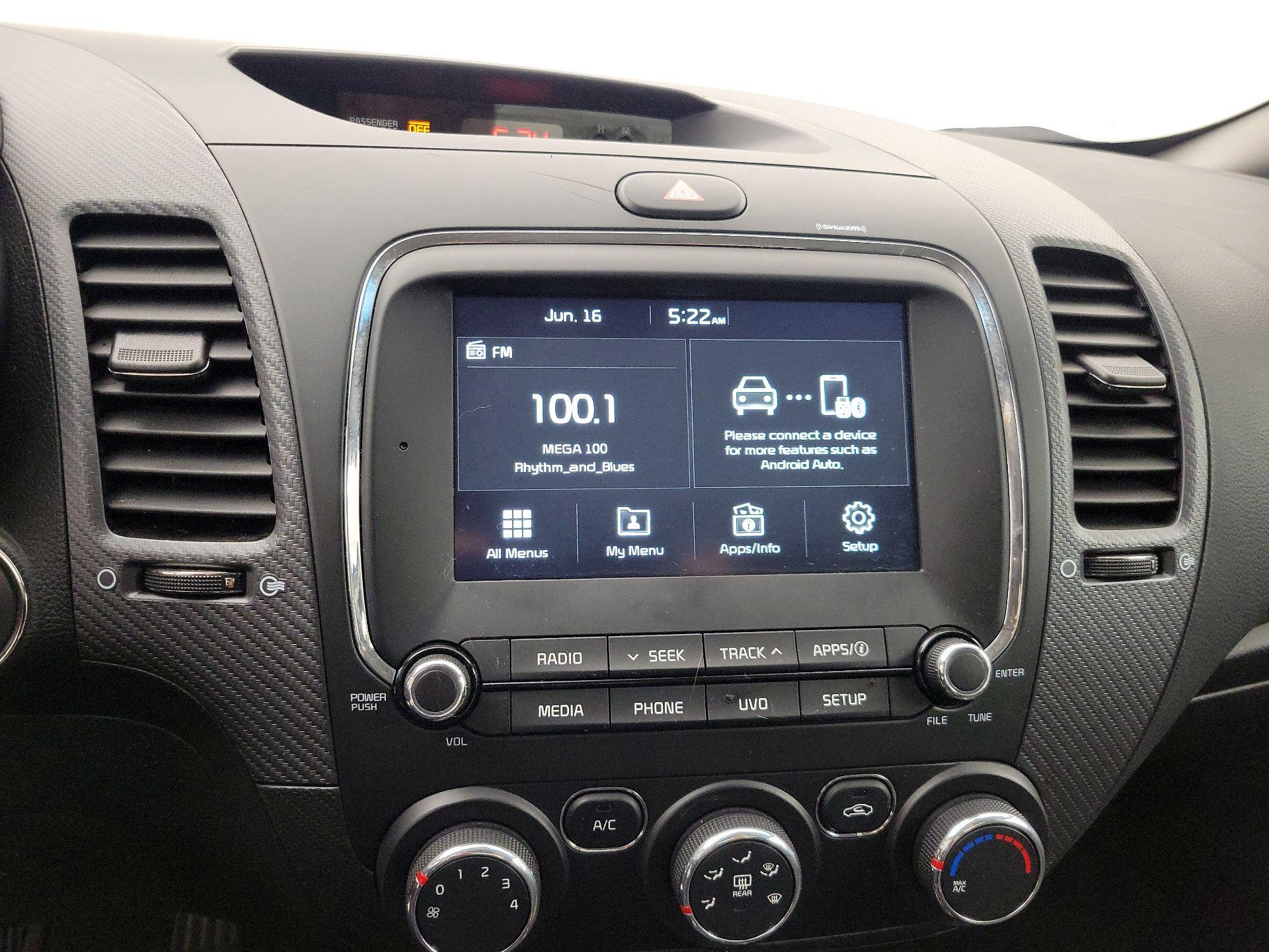 Thumbnail: 2017 Kia Forte - 15