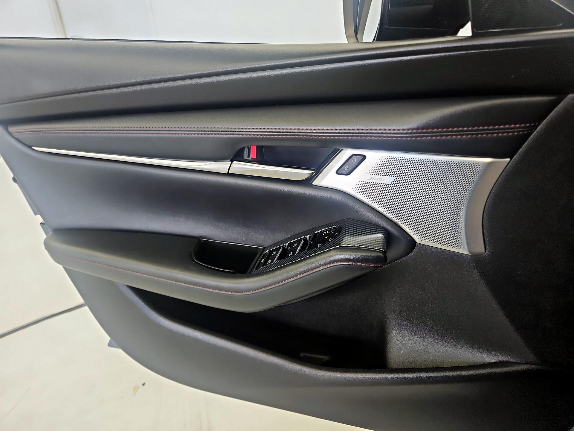 Thumbnail: 2023 Mazda Mazda3 - 12
