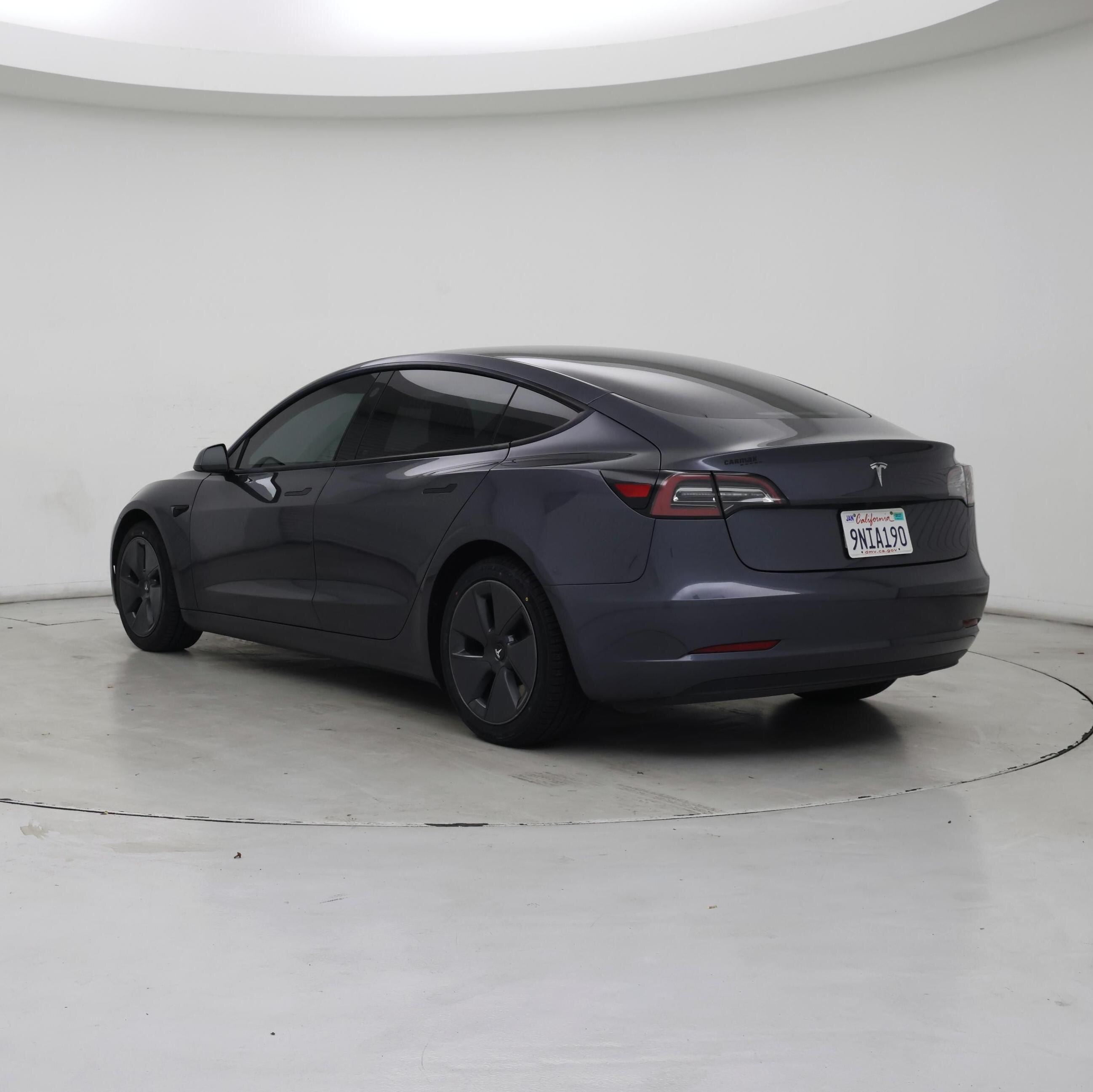 Thumbnail: 2021 Tesla Model 3 - 2