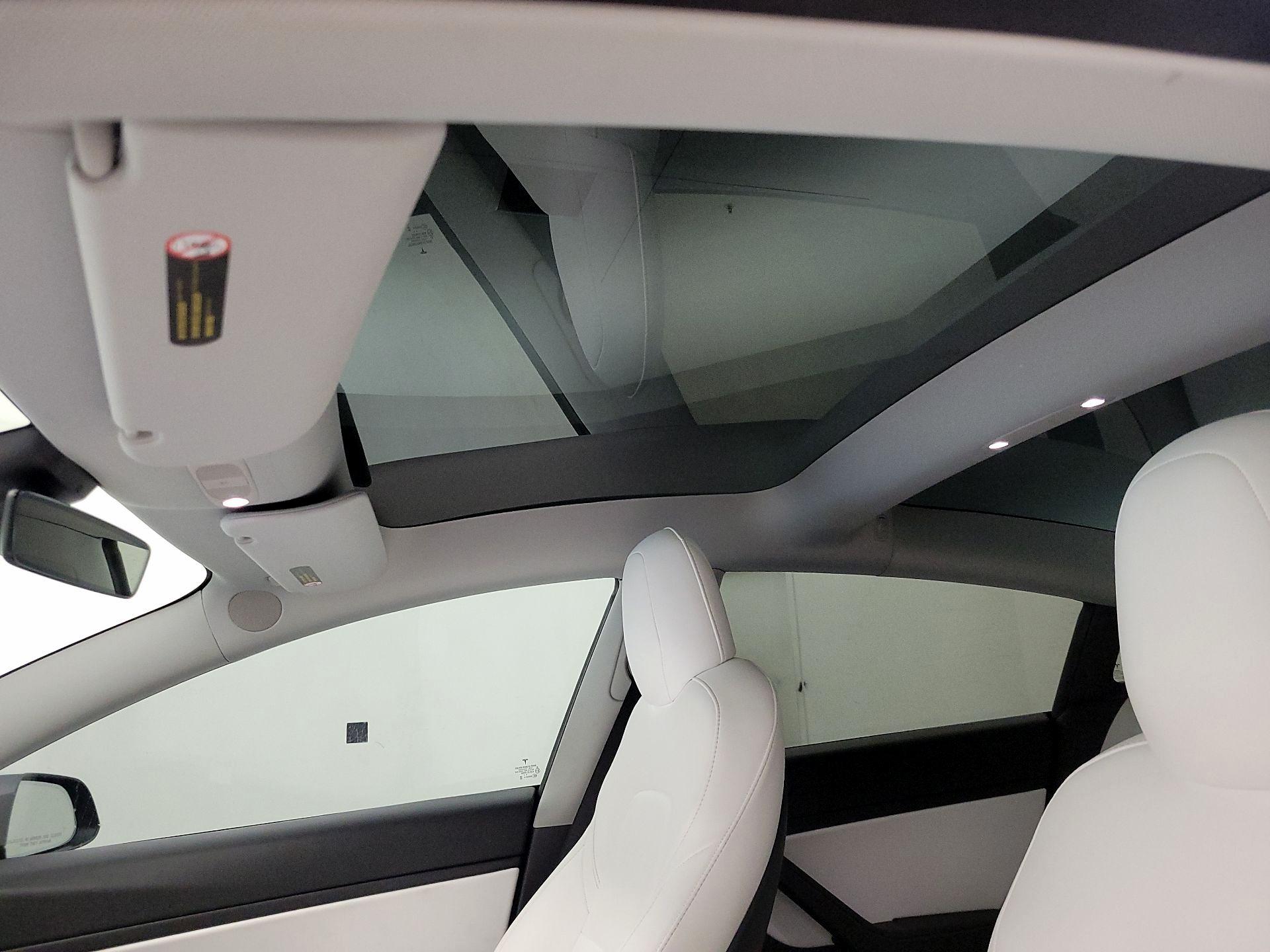 Thumbnail: 2021 Tesla Model 3 - 20