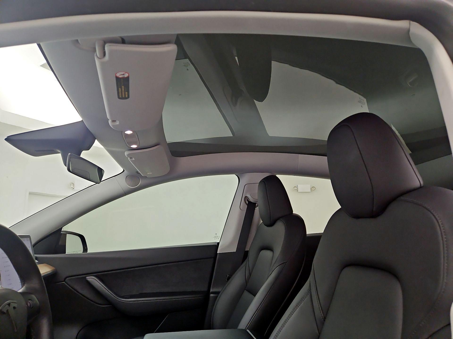 Thumbnail: 2022 Tesla Model Y - 20