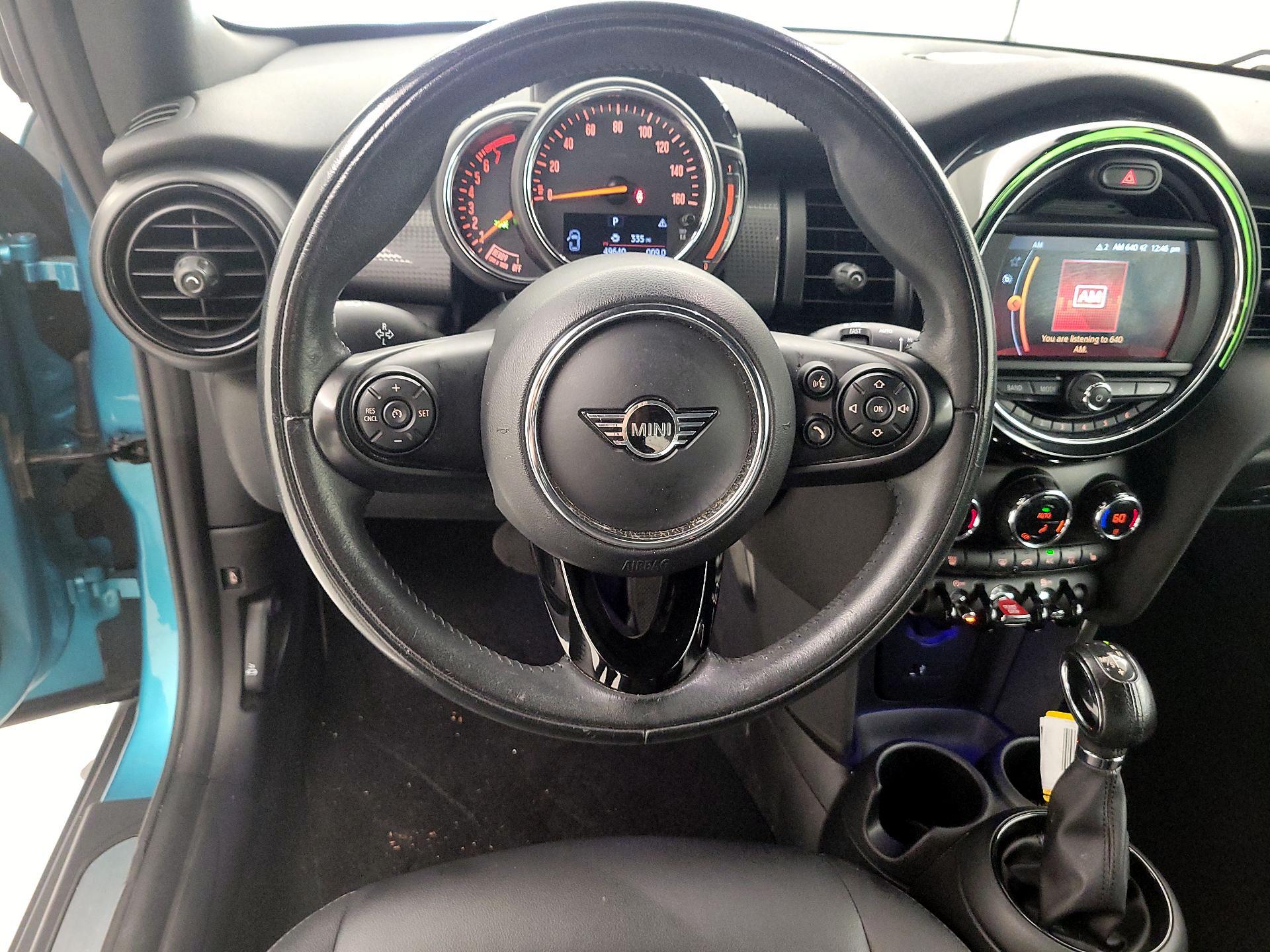 Thumbnail: 2019 MINI Cooper - 10