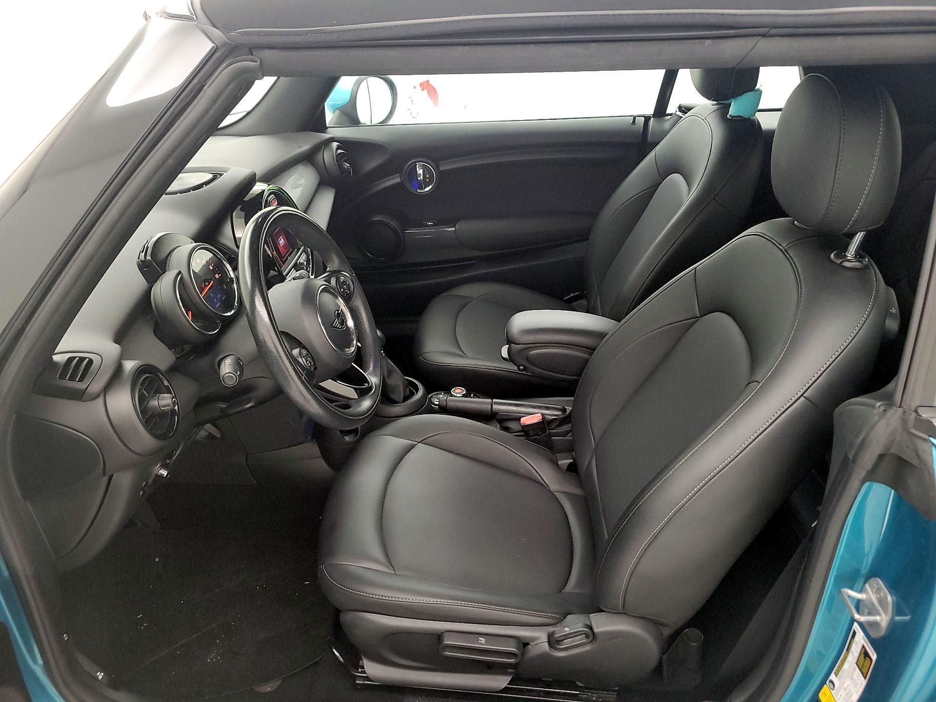 Thumbnail: 2019 MINI Cooper - 11