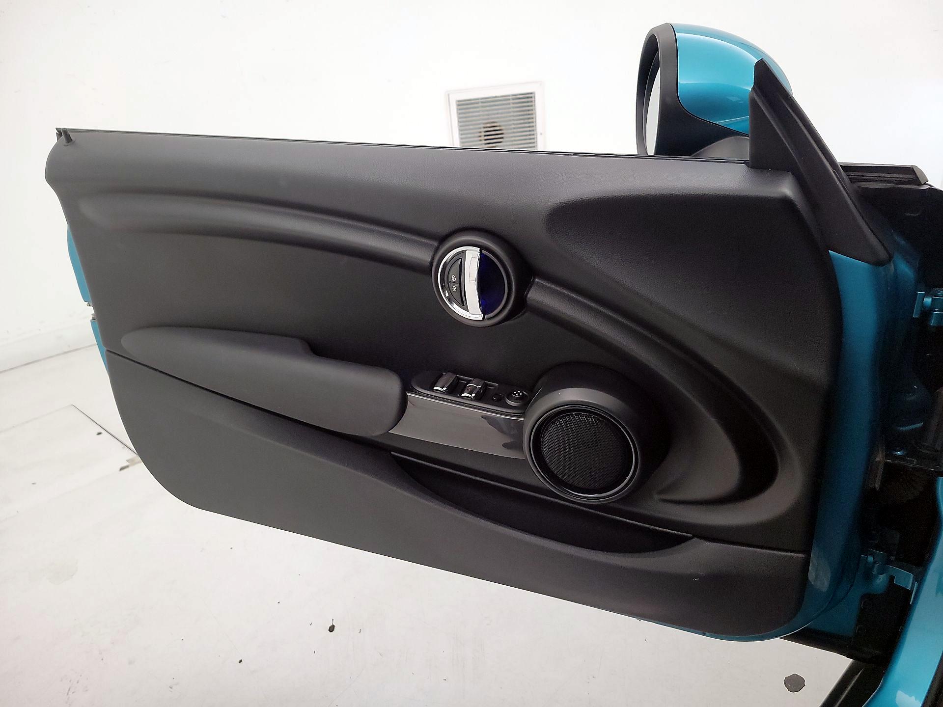 Thumbnail: 2019 MINI Cooper - 12