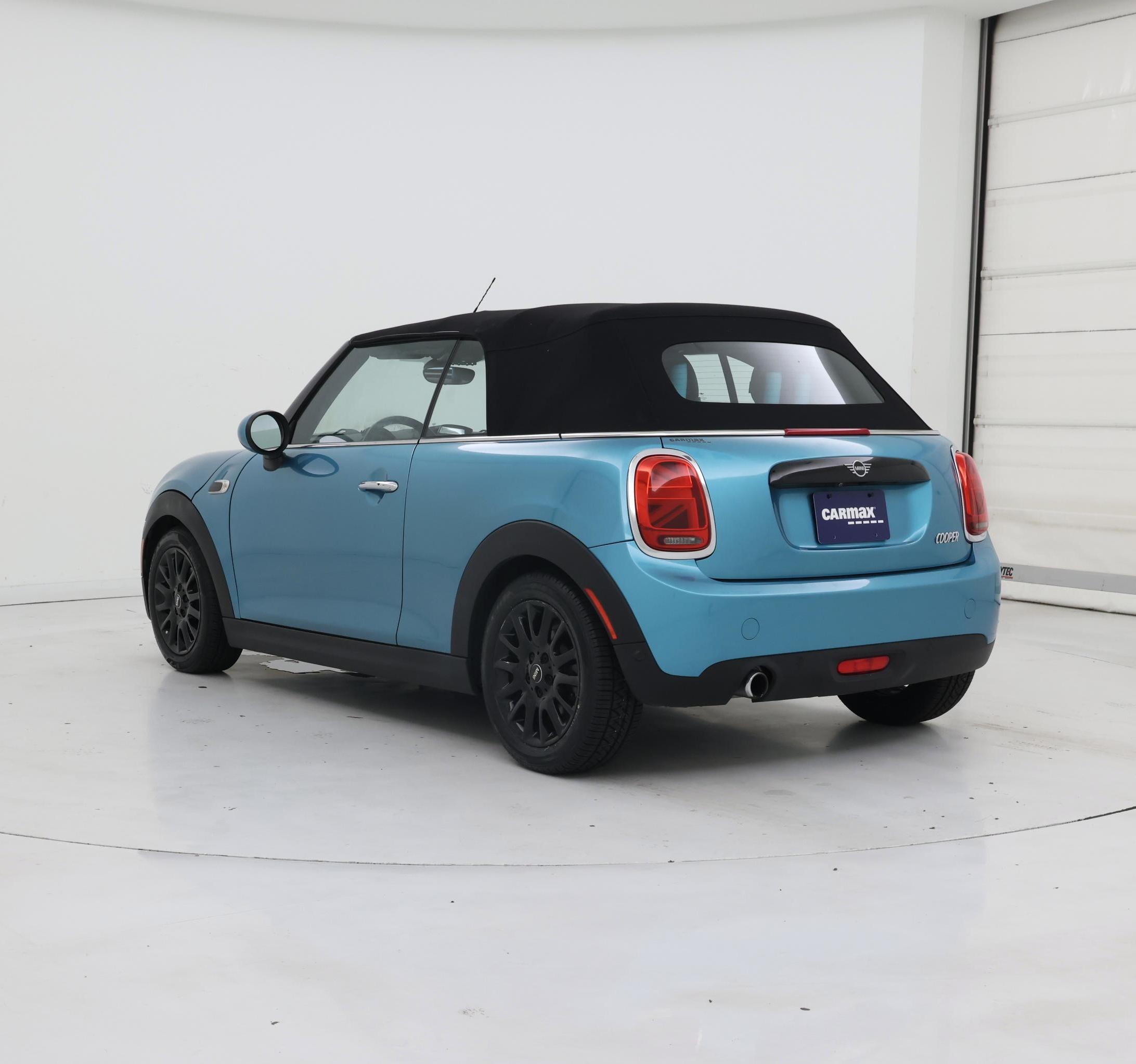 Thumbnail: 2019 MINI Cooper - 2