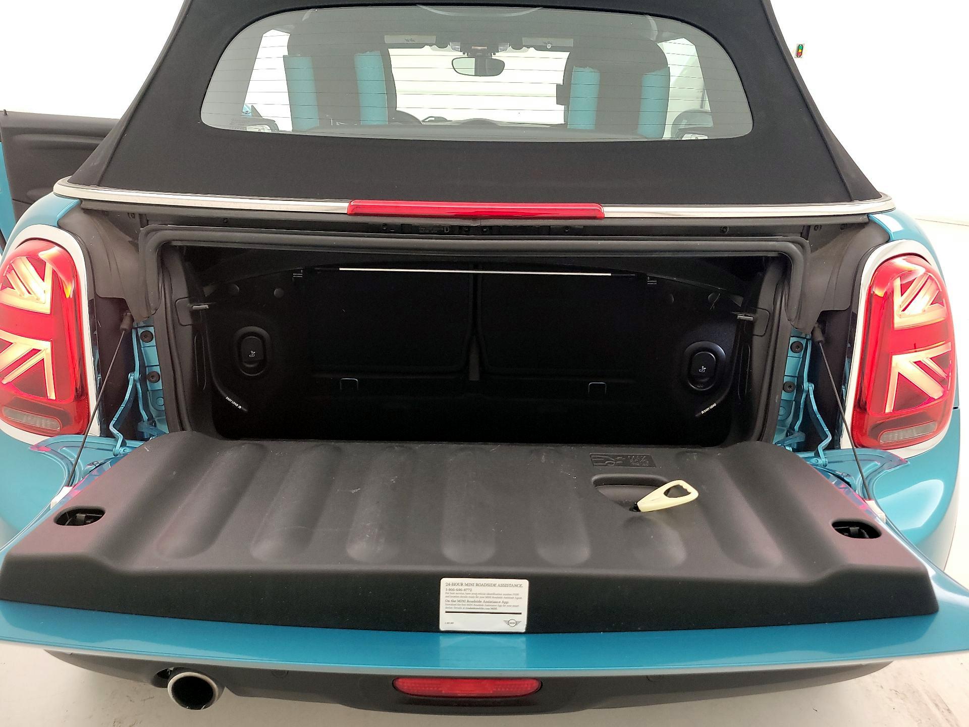 Thumbnail: 2019 MINI Cooper - 19