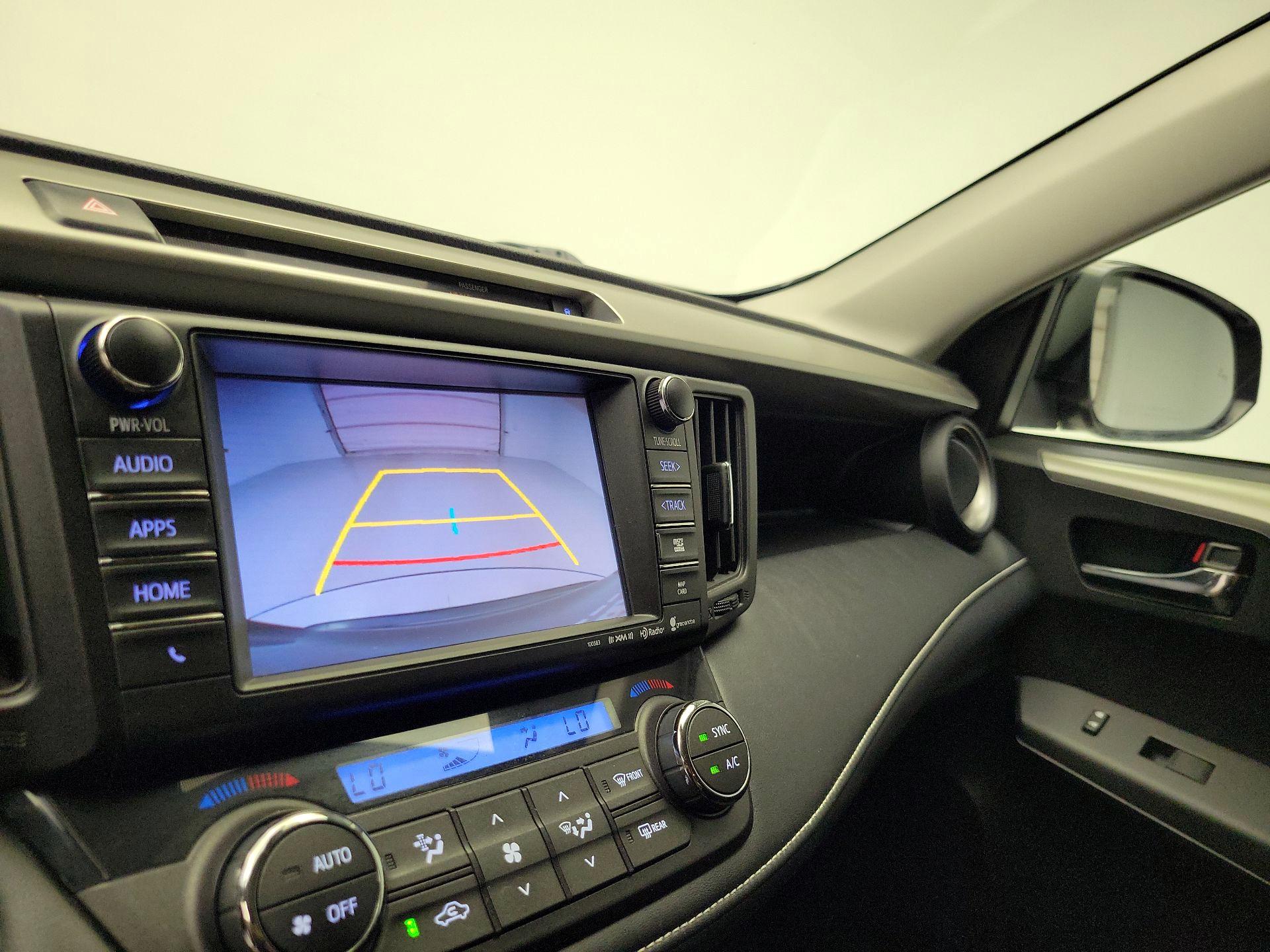 Thumbnail: 2016 Toyota RAV4 - 15