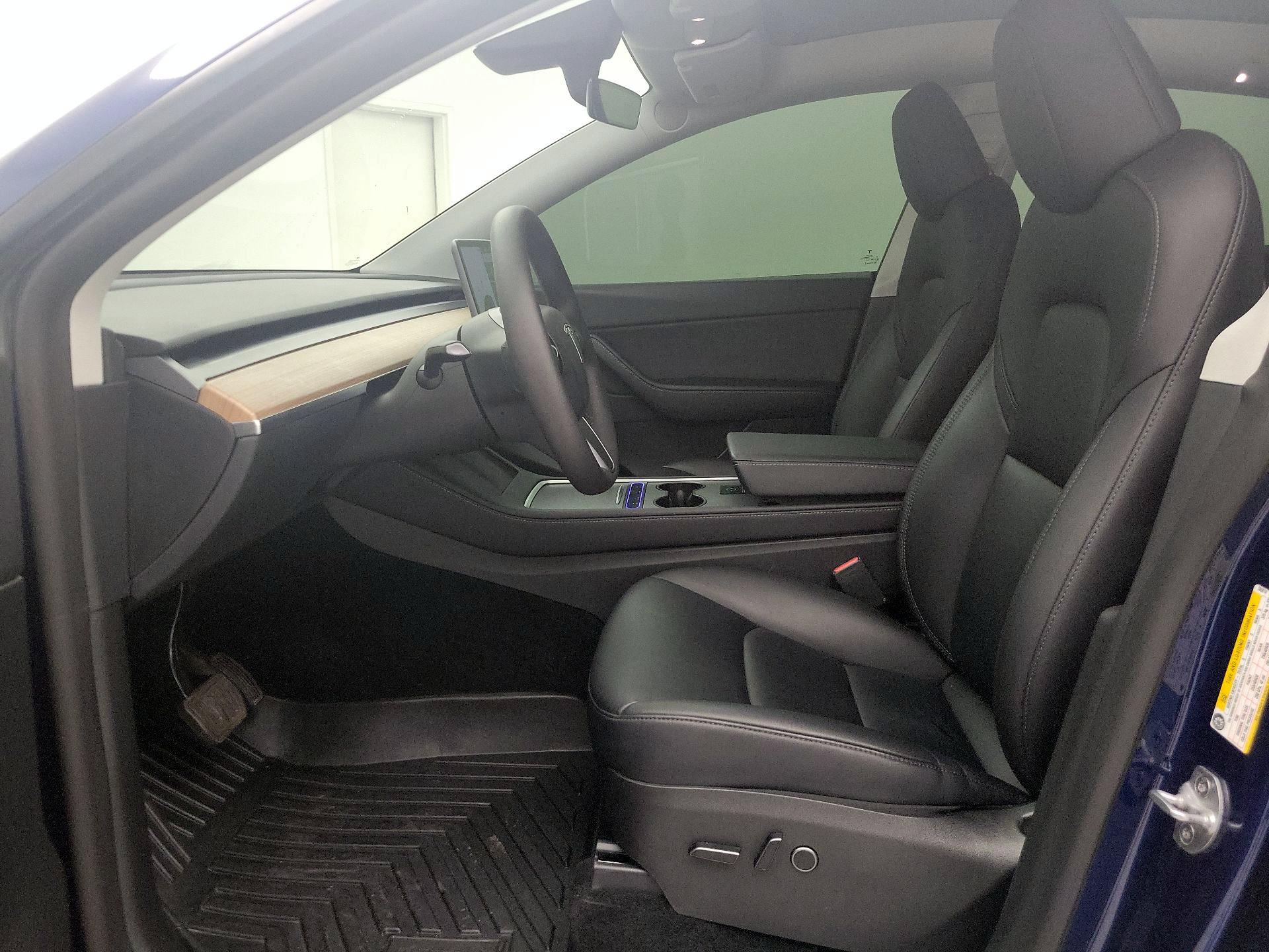 Thumbnail: 2022 Tesla Model Y - 11