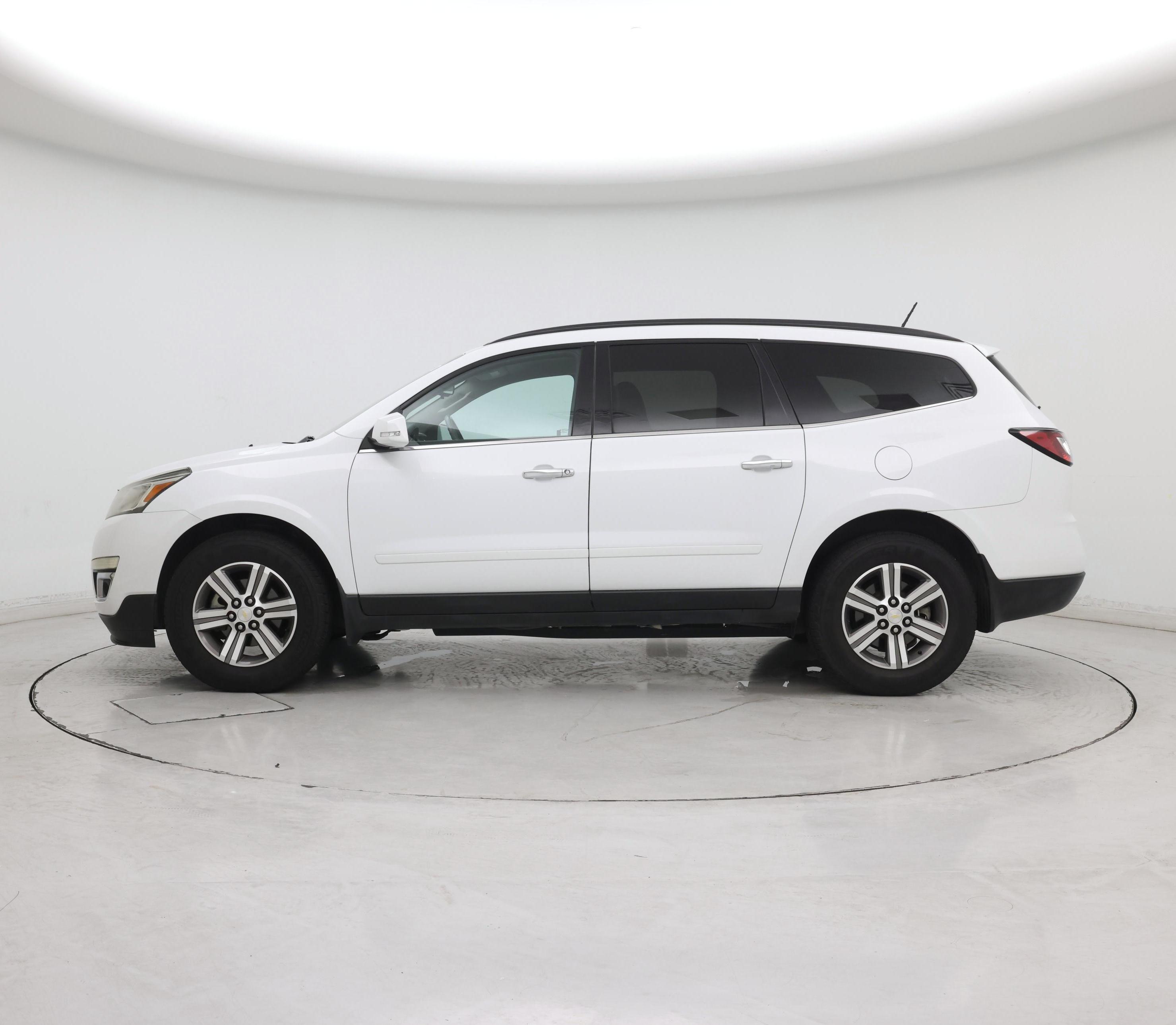 Thumbnail: 2016 Chevrolet Traverse - 3